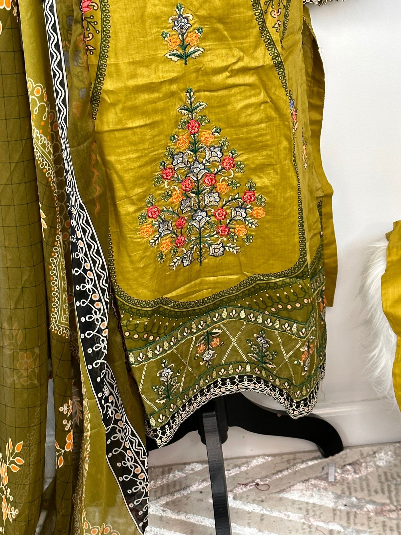 Pakistani Embroidered Lawn ready to ship