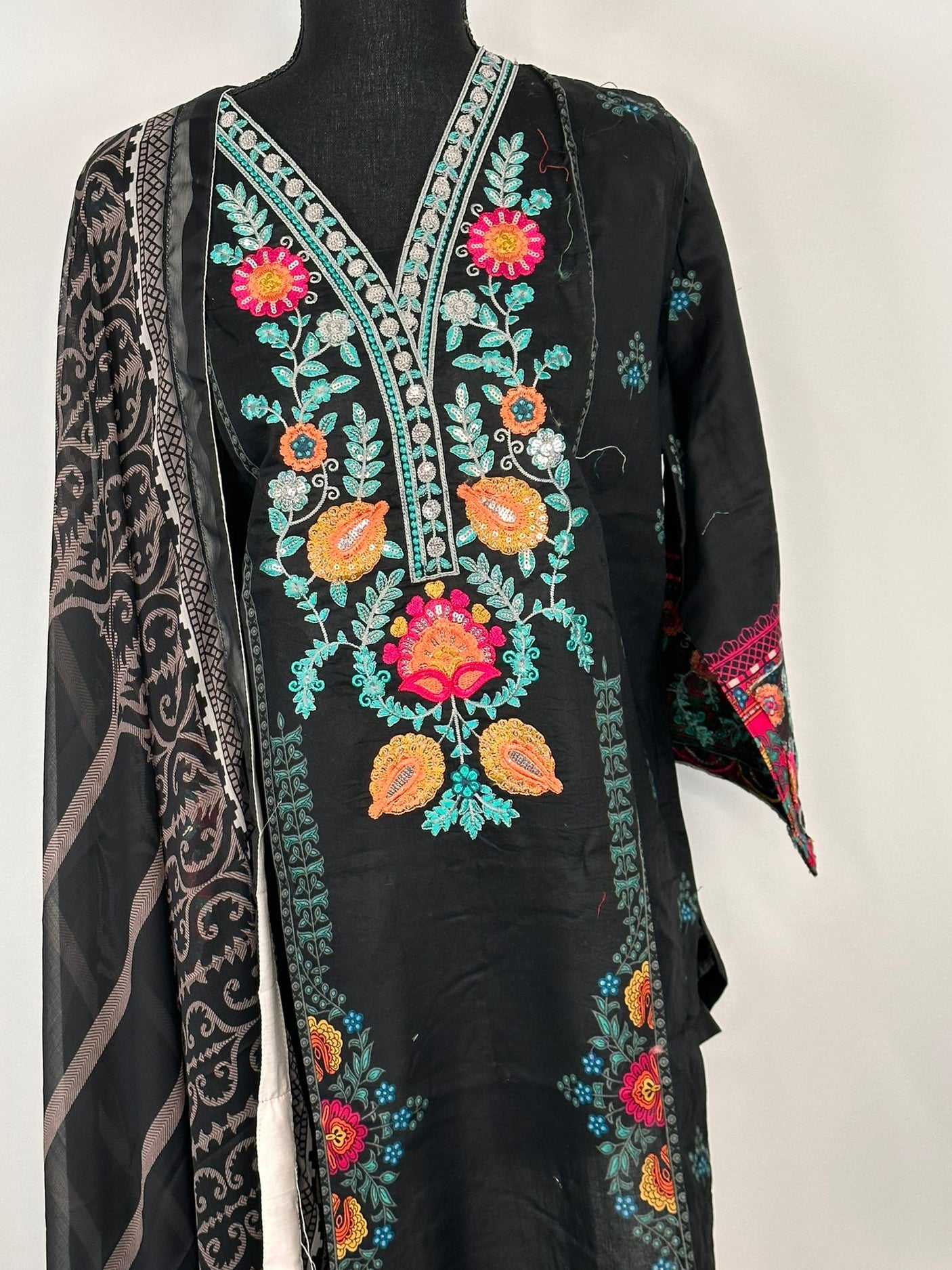 Pakistani Embroidered Lawn ready to ship