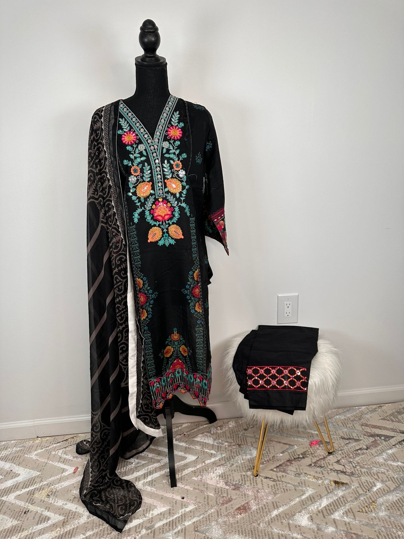 Pakistani Embroidered Lawn ready to ship