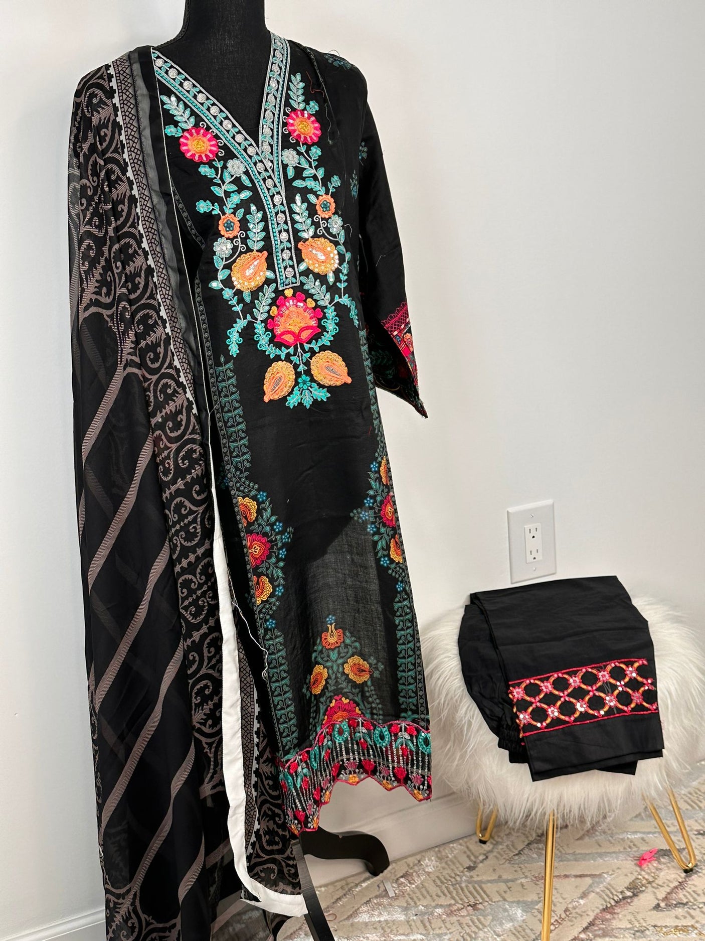 Pakistani Embroidered Lawn ready to ship