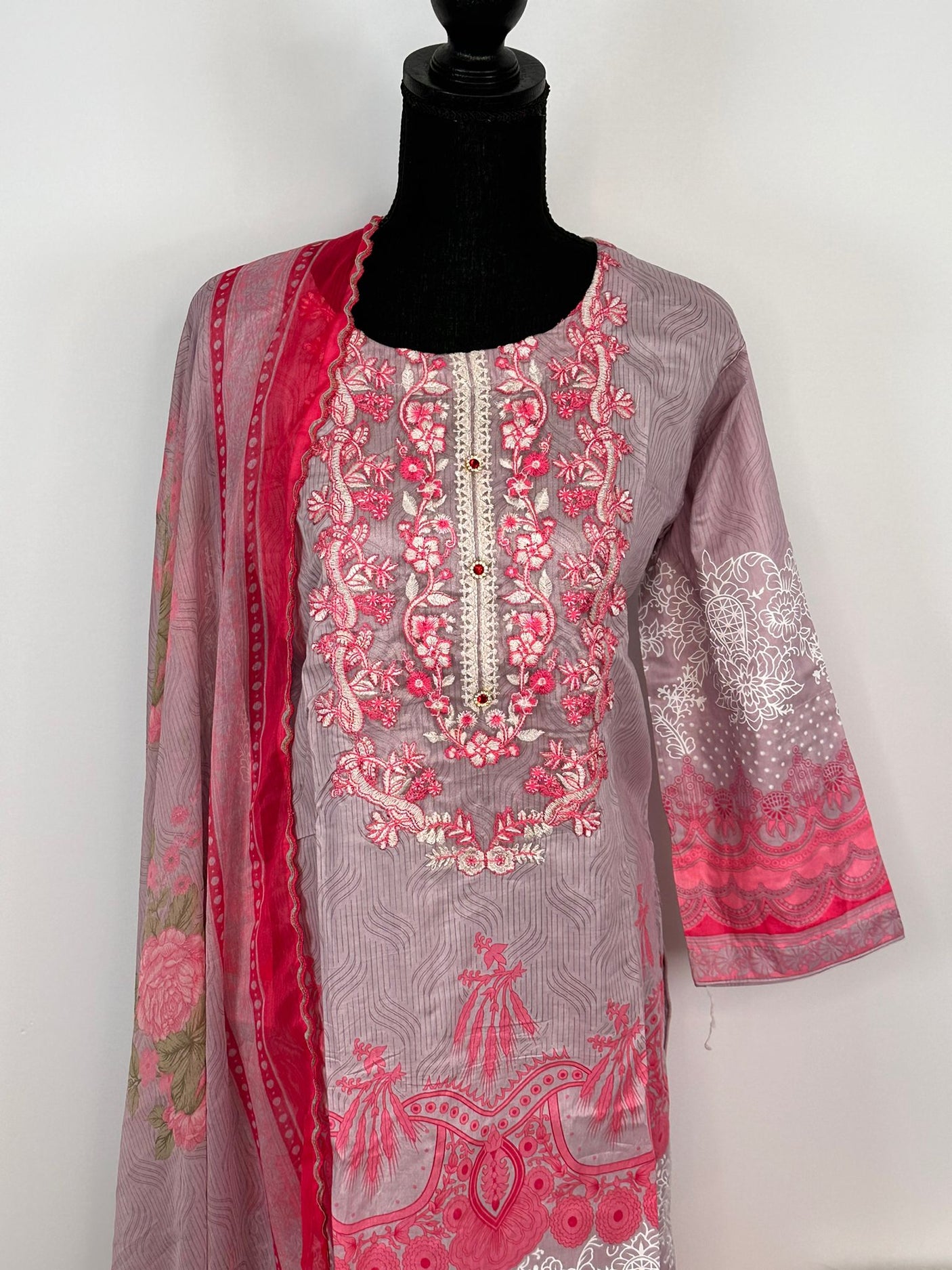 Pakistani Embroidered Lawn ready to ship