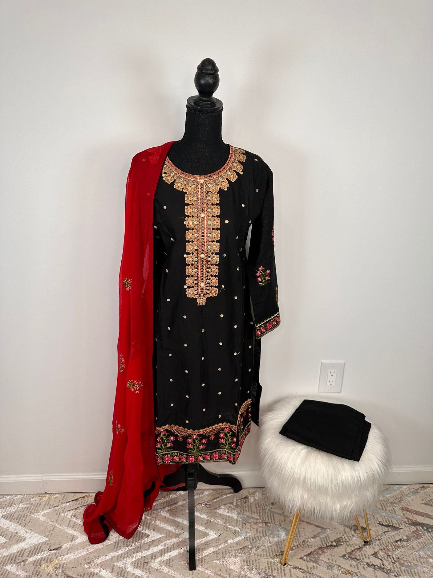 Pakistani Embroidered Luxury Lawn ready to ship