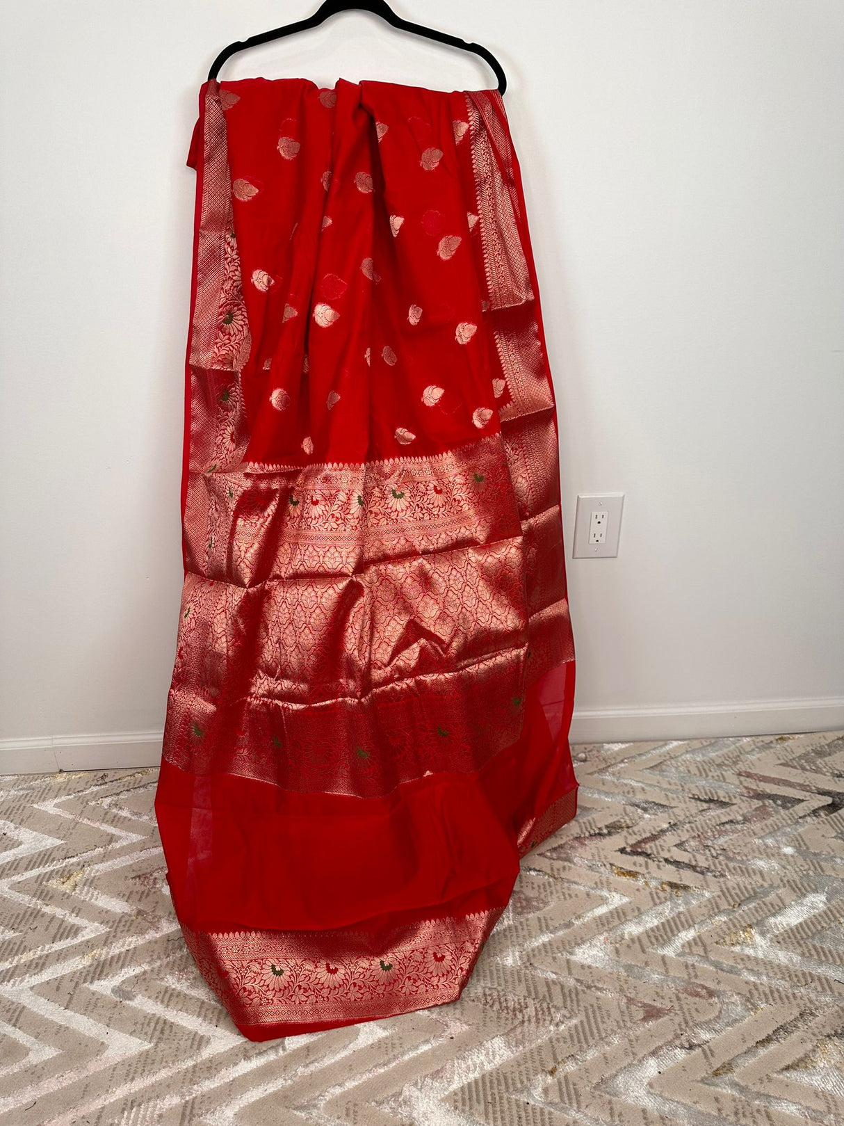 Handloom Silk Katan with running blouse