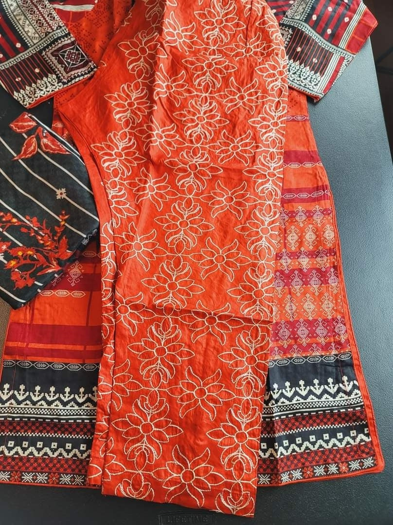 Pakistani Linen Embroidered Salwar kameez Ready To Ship