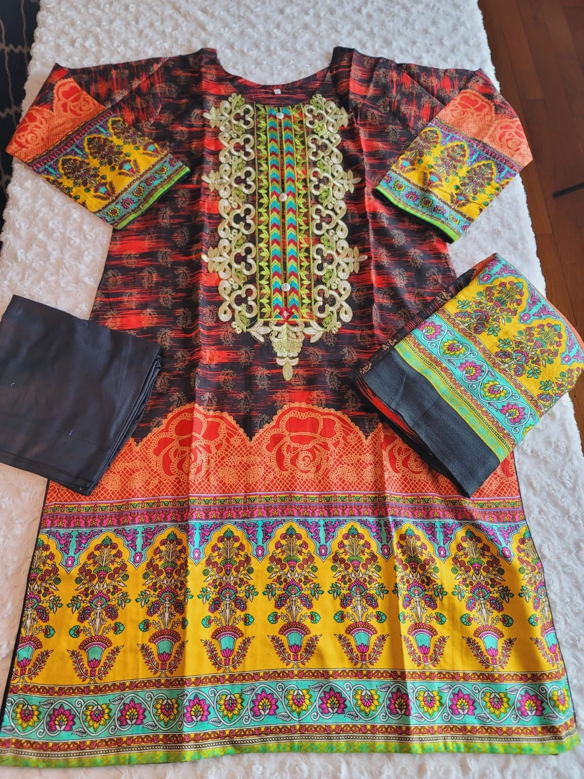 Pakistani Linen Embroidered Salwar kameez Ready To Ship
