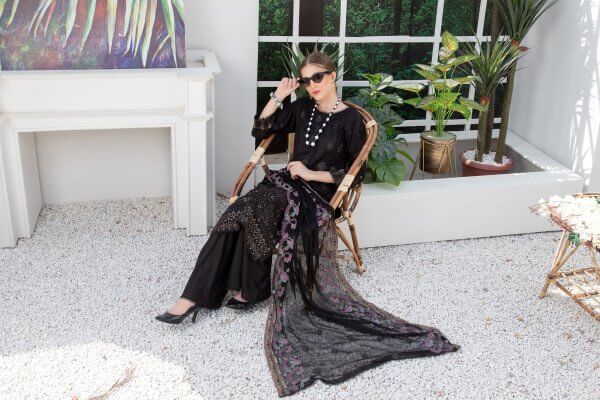 Zainab Fazlani Embroidered Festive Lawn Collection 2021 -100% Original Guaranteed