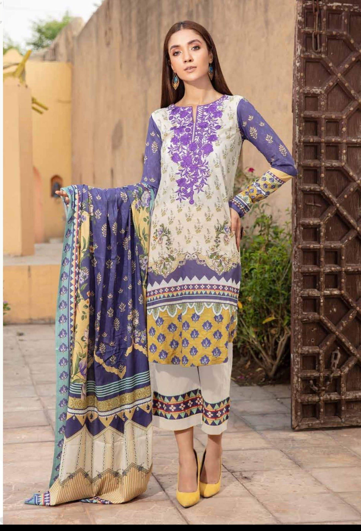 Johra Pearl Embroidered Digital Printed Lawn-100% Original Guaranteed