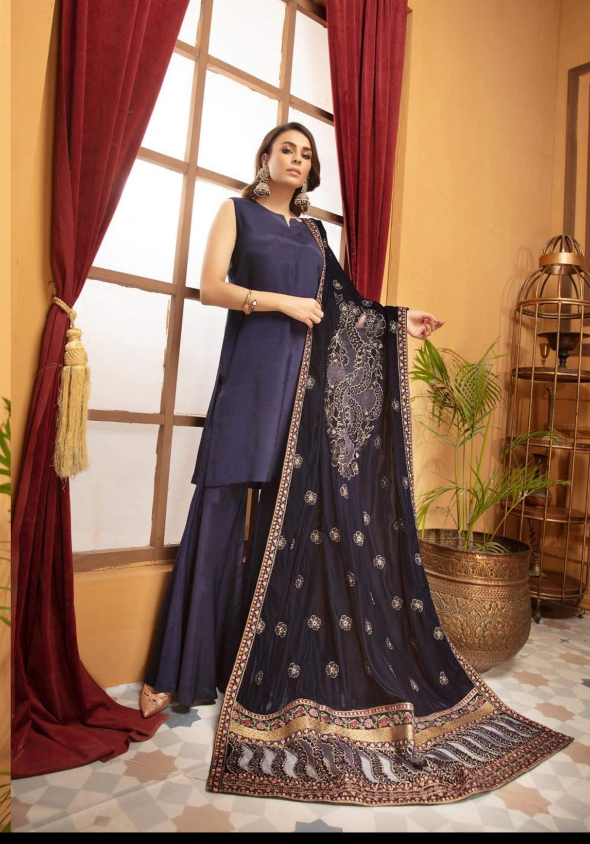 Khubsoorat velvet luxury shawl 2020-100% Original Guaranteed