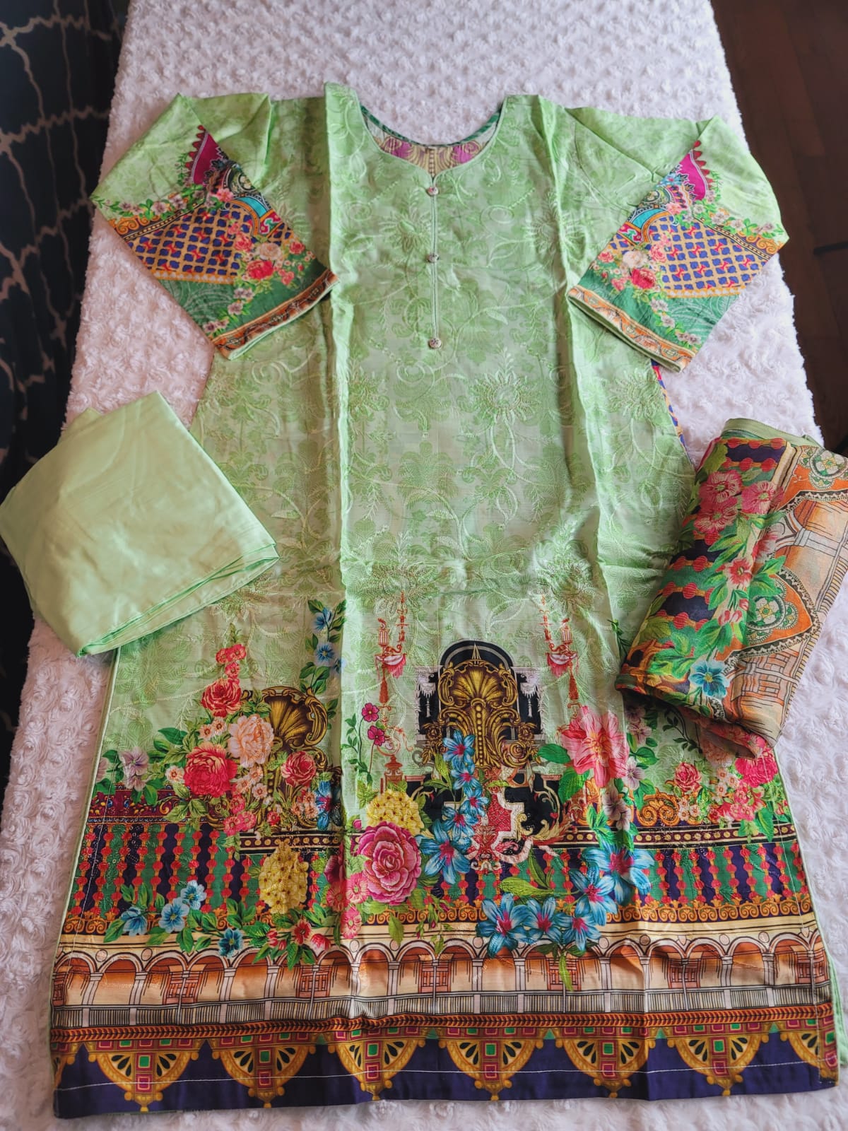 Pakistani Viscos Lawn Embroidered Salwar kameez Ready To Ship