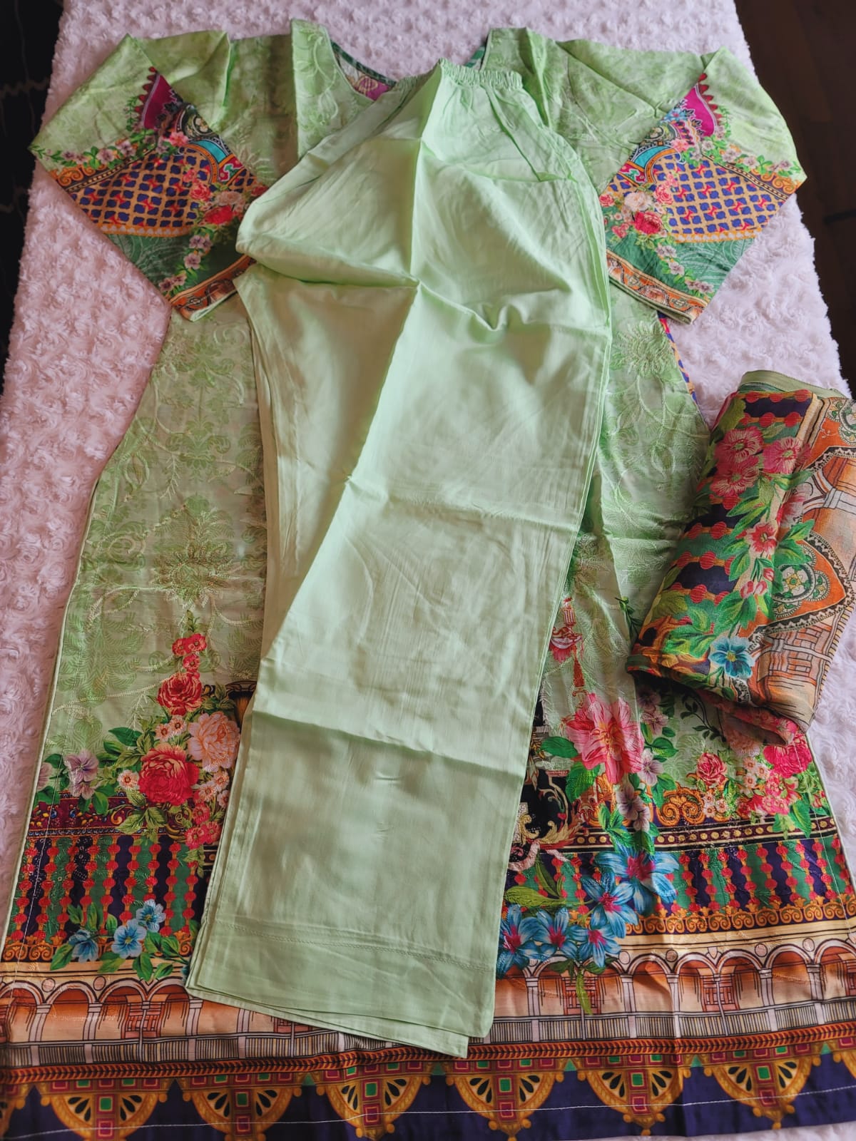 Pakistani Viscos Lawn Embroidered Salwar kameez Ready To Ship