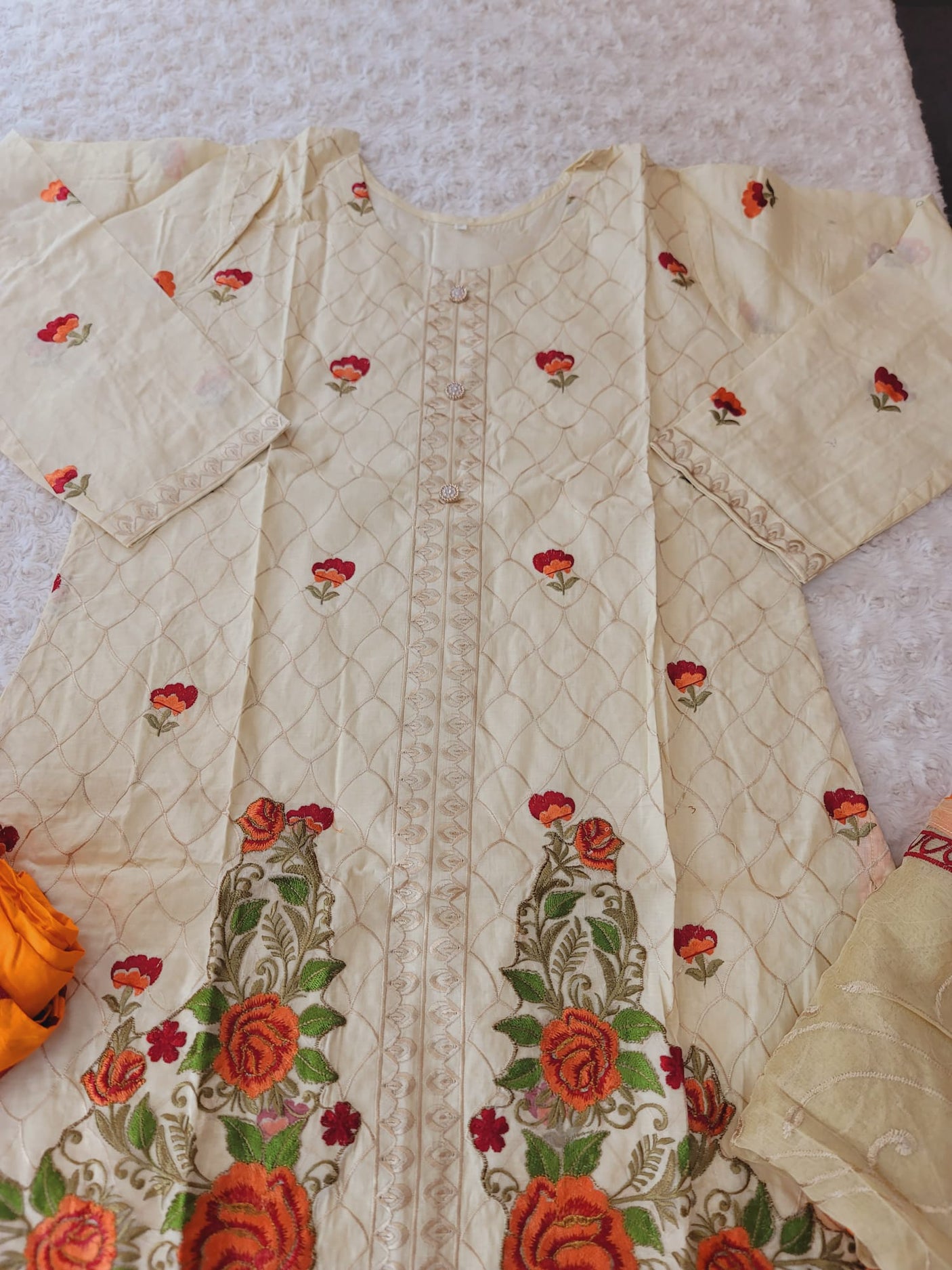 Pakistani stitched lawn Embroidered Salwar kameez ready to ship