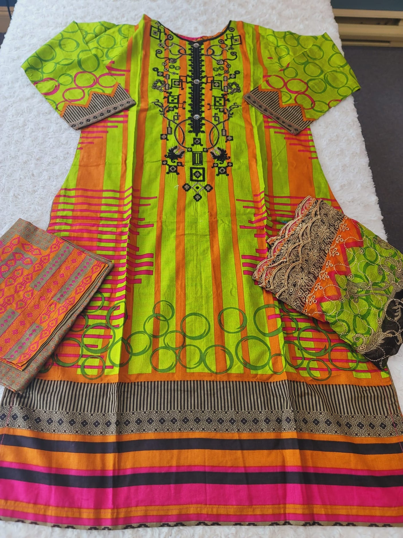 Pakistani Stitched lawn Embroidered Salwar kameez ready to ship