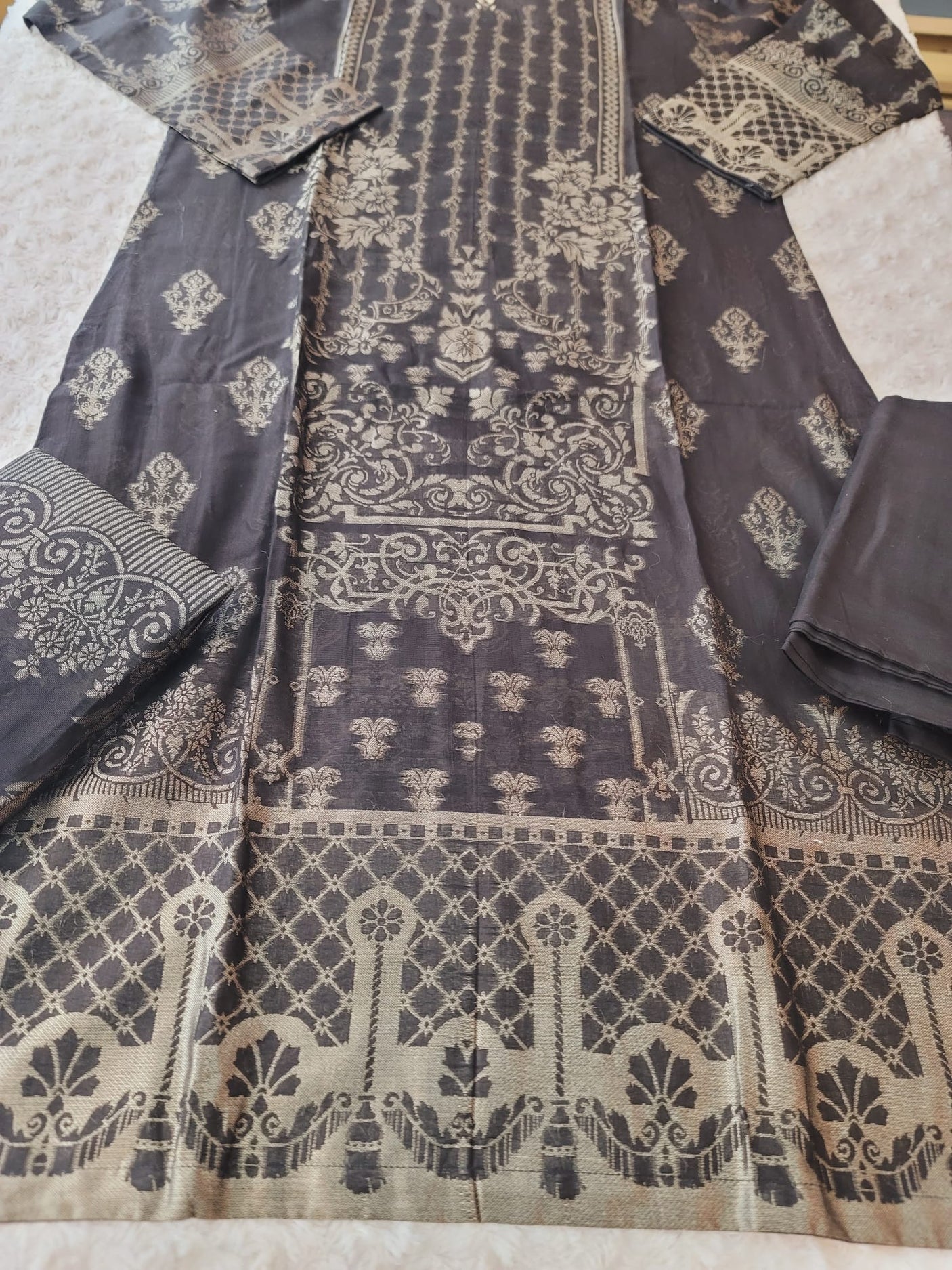 Pakistani Stitched Jacquard lawn Embroidered Salwar kameez ready to ship