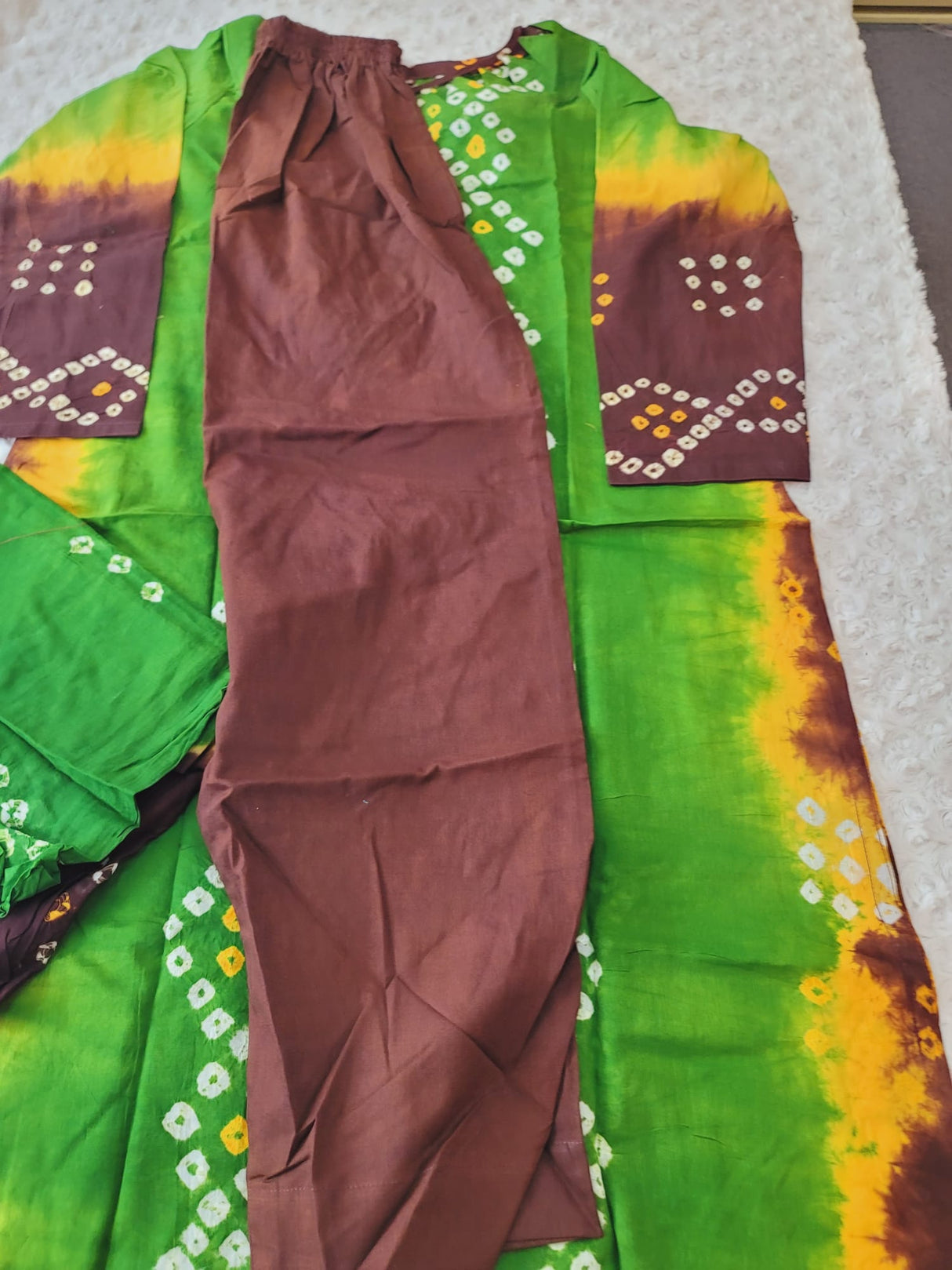 Bangladeshi batik salwer kamiz