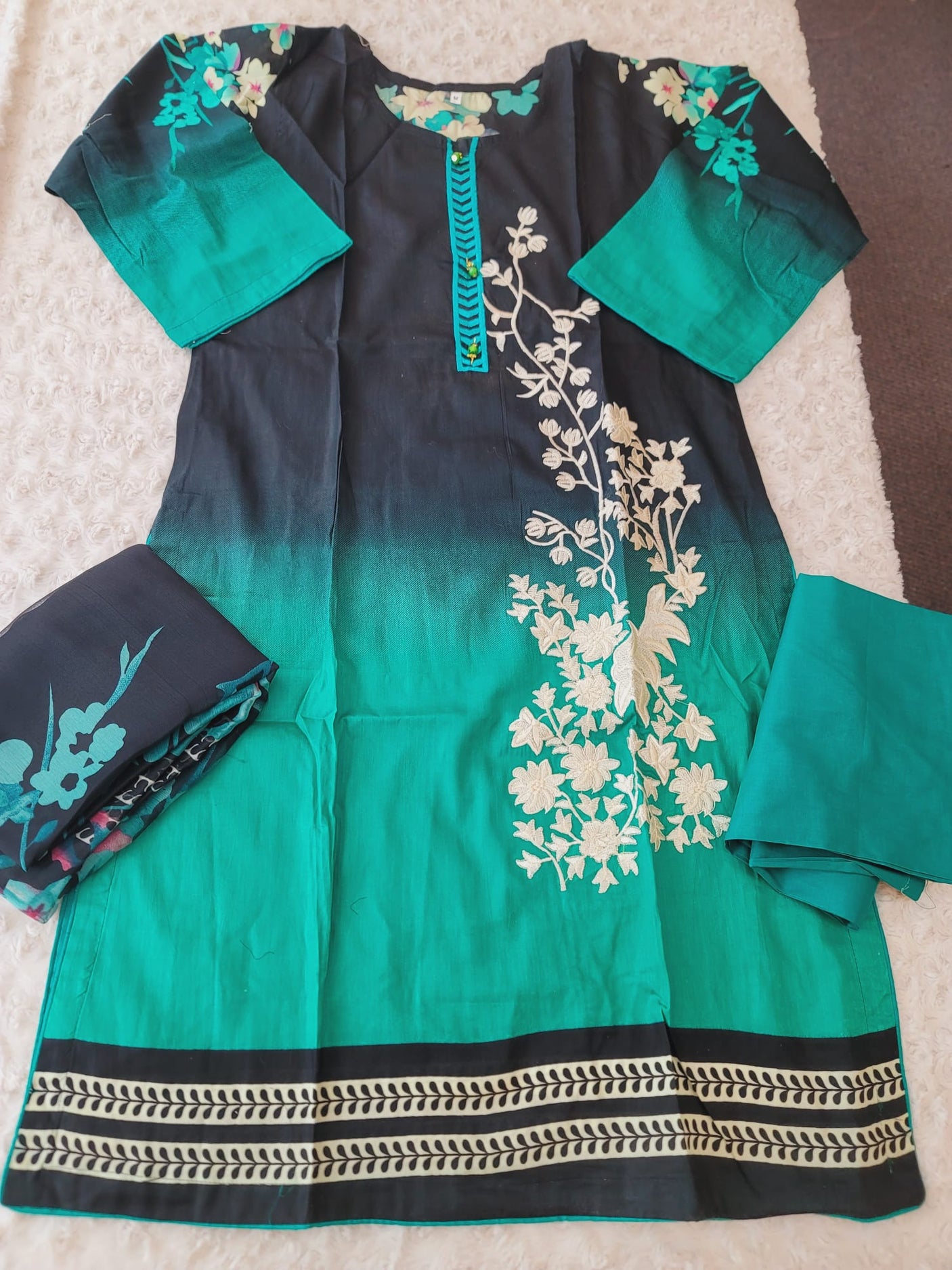 Pakistani Stitched Embroidered Lawn Salwar kameez ready to ship