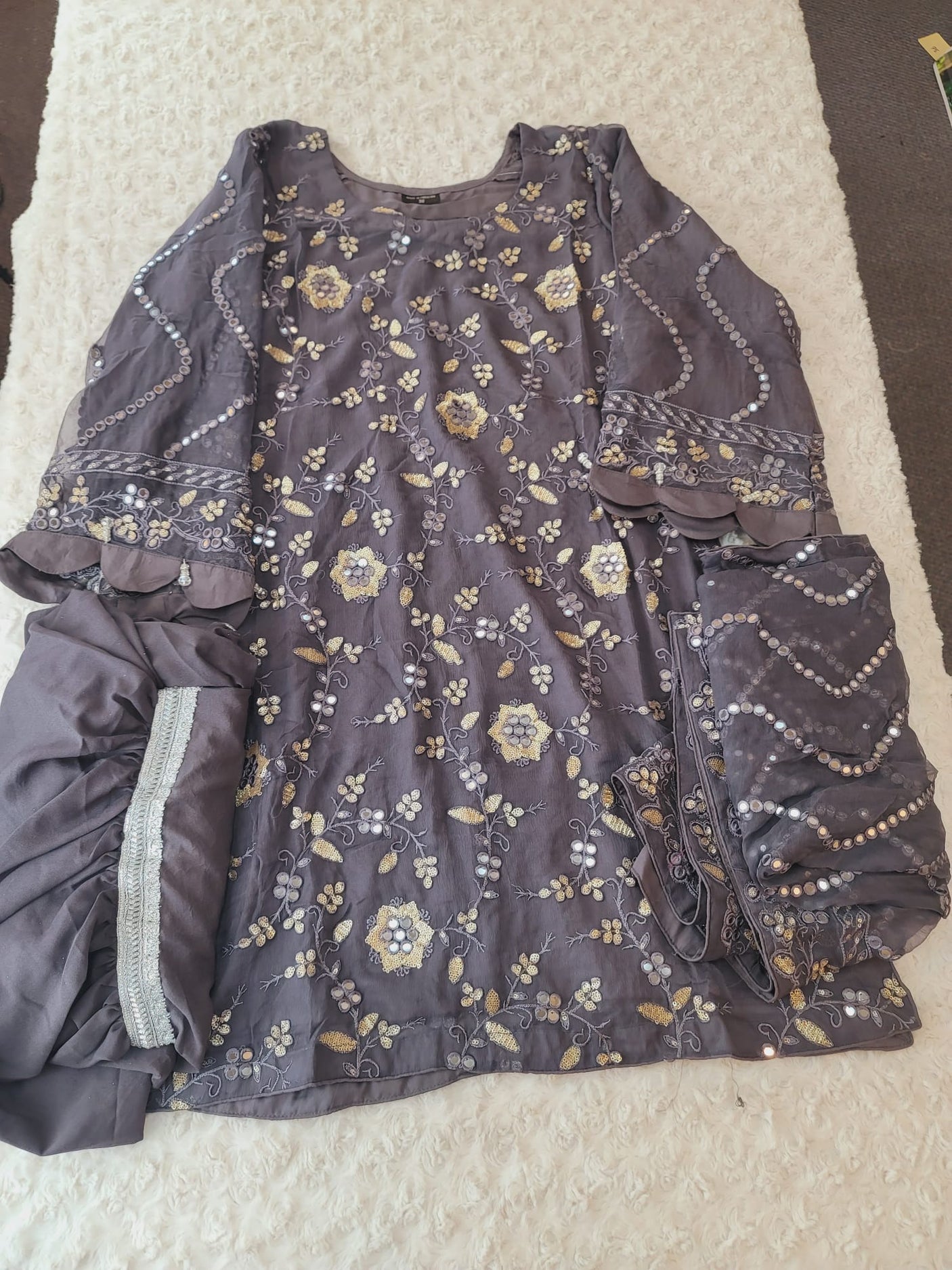 Pakistani Orginal Butique Collection 2021 -100% Original Guaranteed