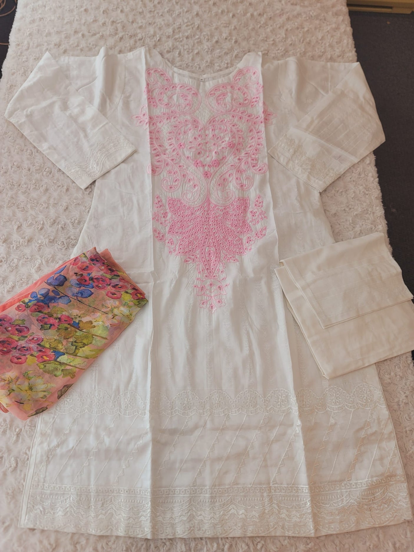 Pakistani Stitched lawn Embroidered Salwar kameez ready to ship