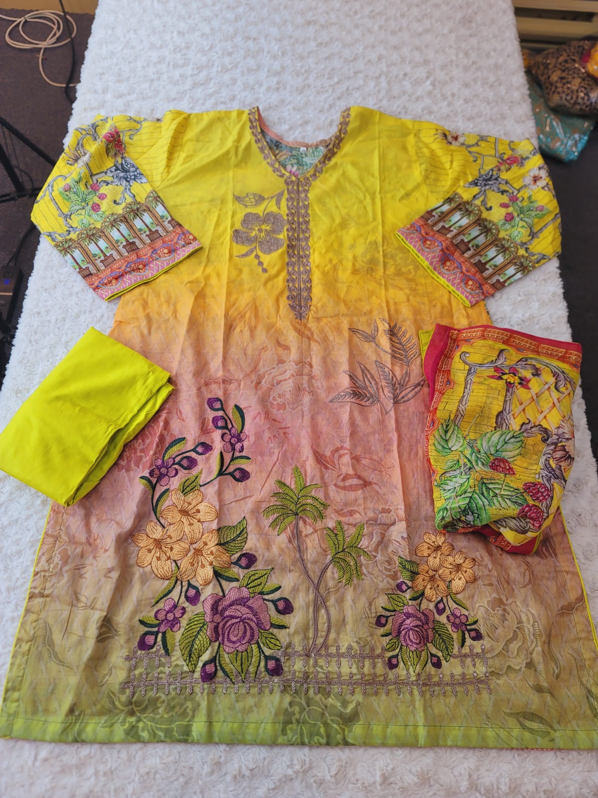 Pakistani Stitched lawn Embroidered Salwar kameez ready to ship