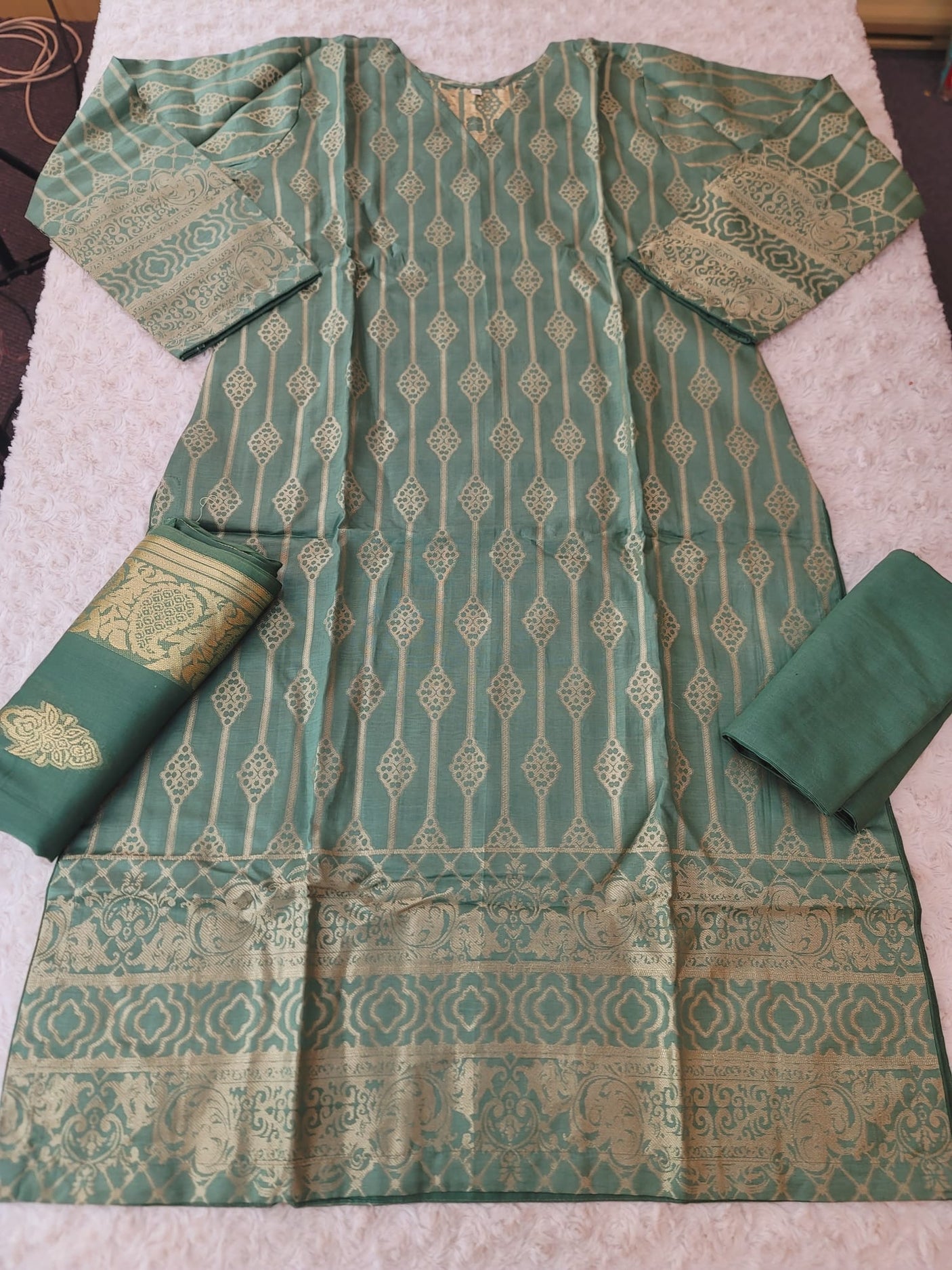 Pakistani Stitched lawn Embroidered Salwar kameez ready to ship