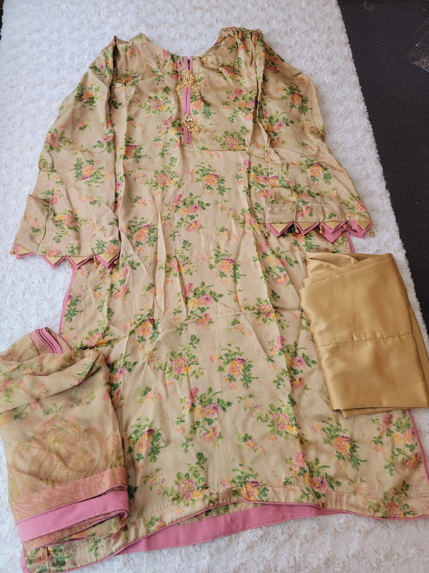 Pakistani Raw Silk Kamiz With Pure Chiffon Duppata Collection 2021 -100% Original Guaranteed