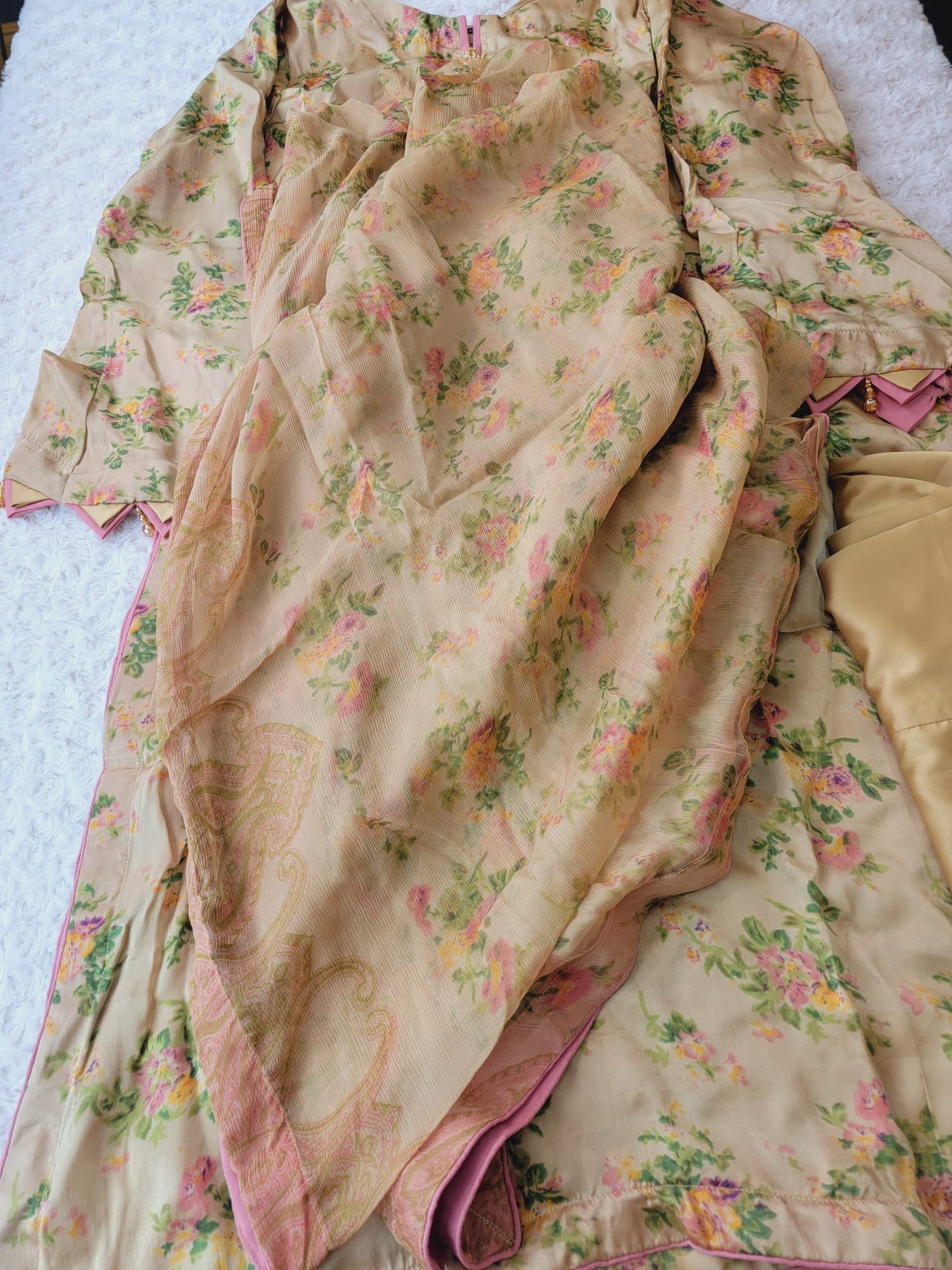 Pakistani Raw Silk Kamiz With Pure Chiffon Duppata Collection 2021 -100% Original Guaranteed