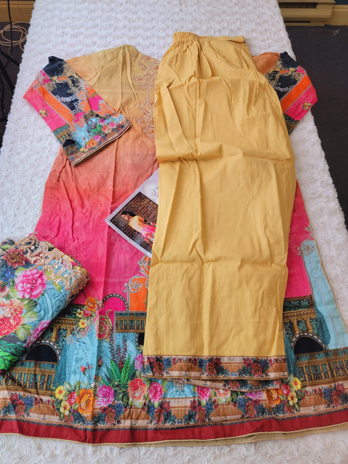 Guljee Embroidered Lawn Collection-100% Original Guaranteed