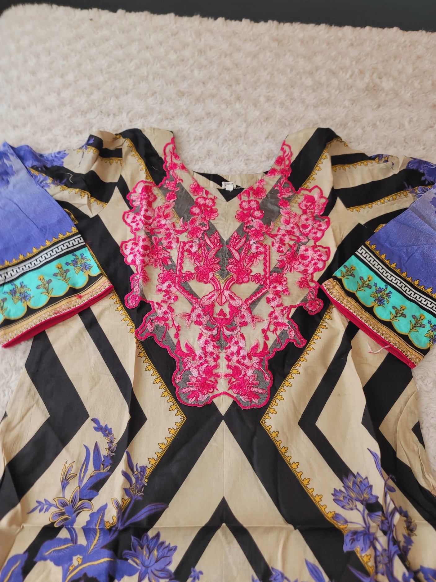 Pakistani Stitched lawn Embroidered Salwar kameez ready to ship