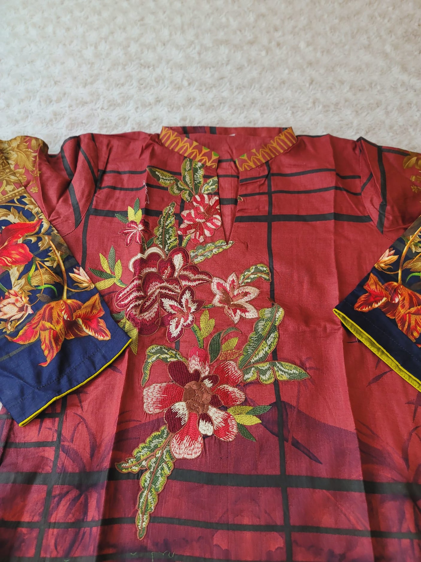 Pakistani Stitched lawn Embroidered Salwar kameez ready to ship