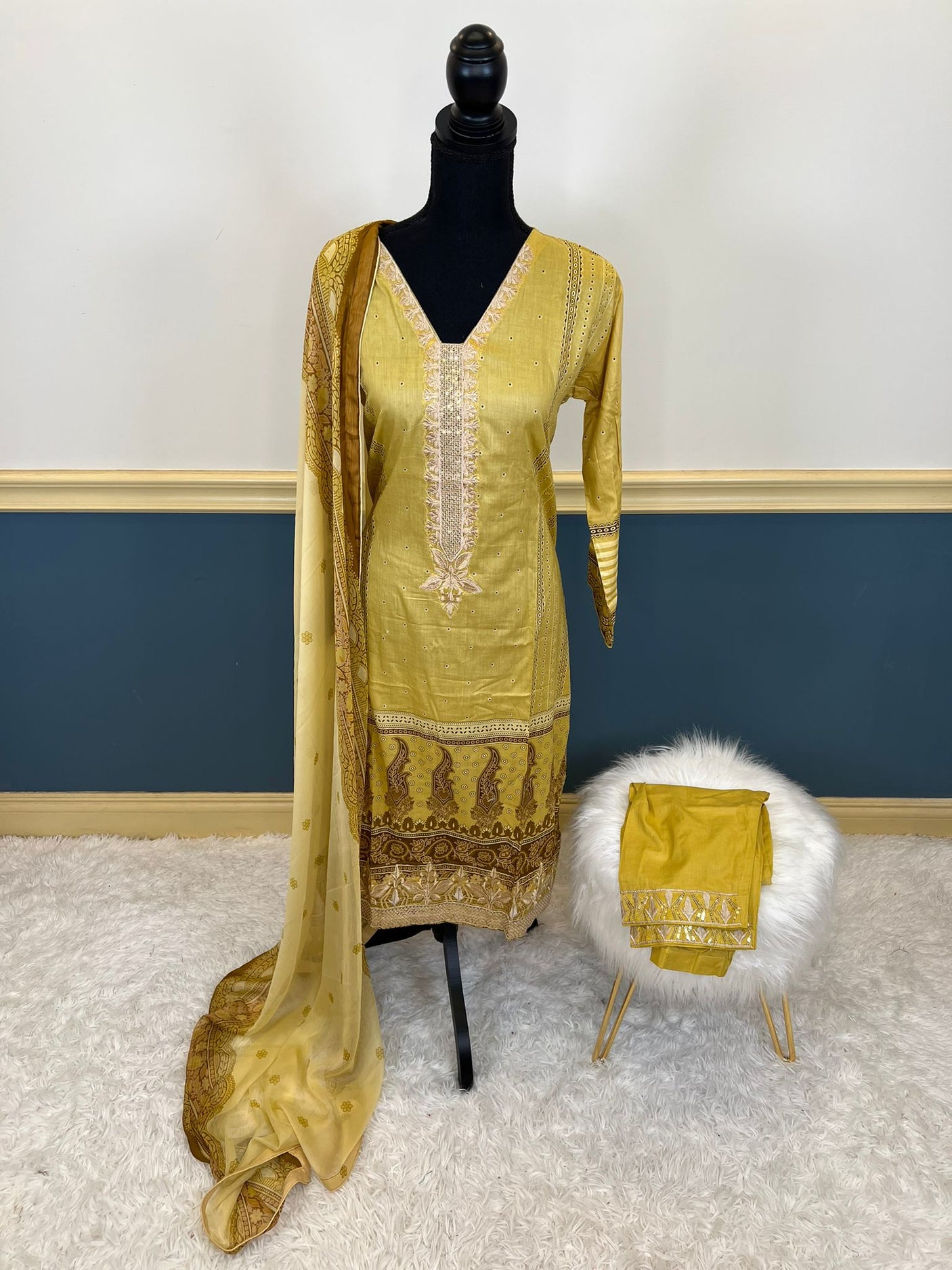 Pakistani Stitched lawn Embroidered Salwar kameez ready to ship