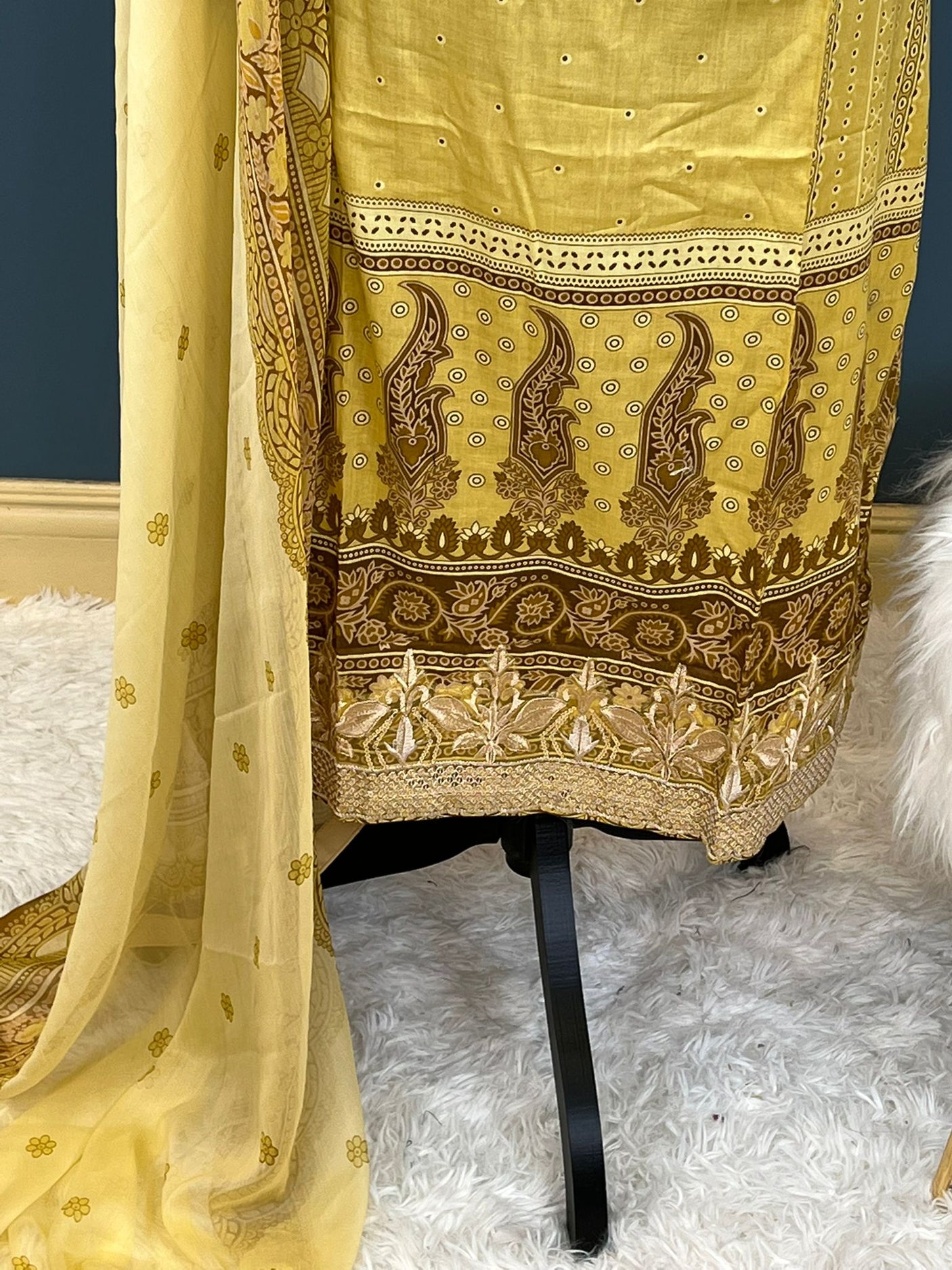 Pakistani Stitched lawn Embroidered Salwar kameez ready to ship