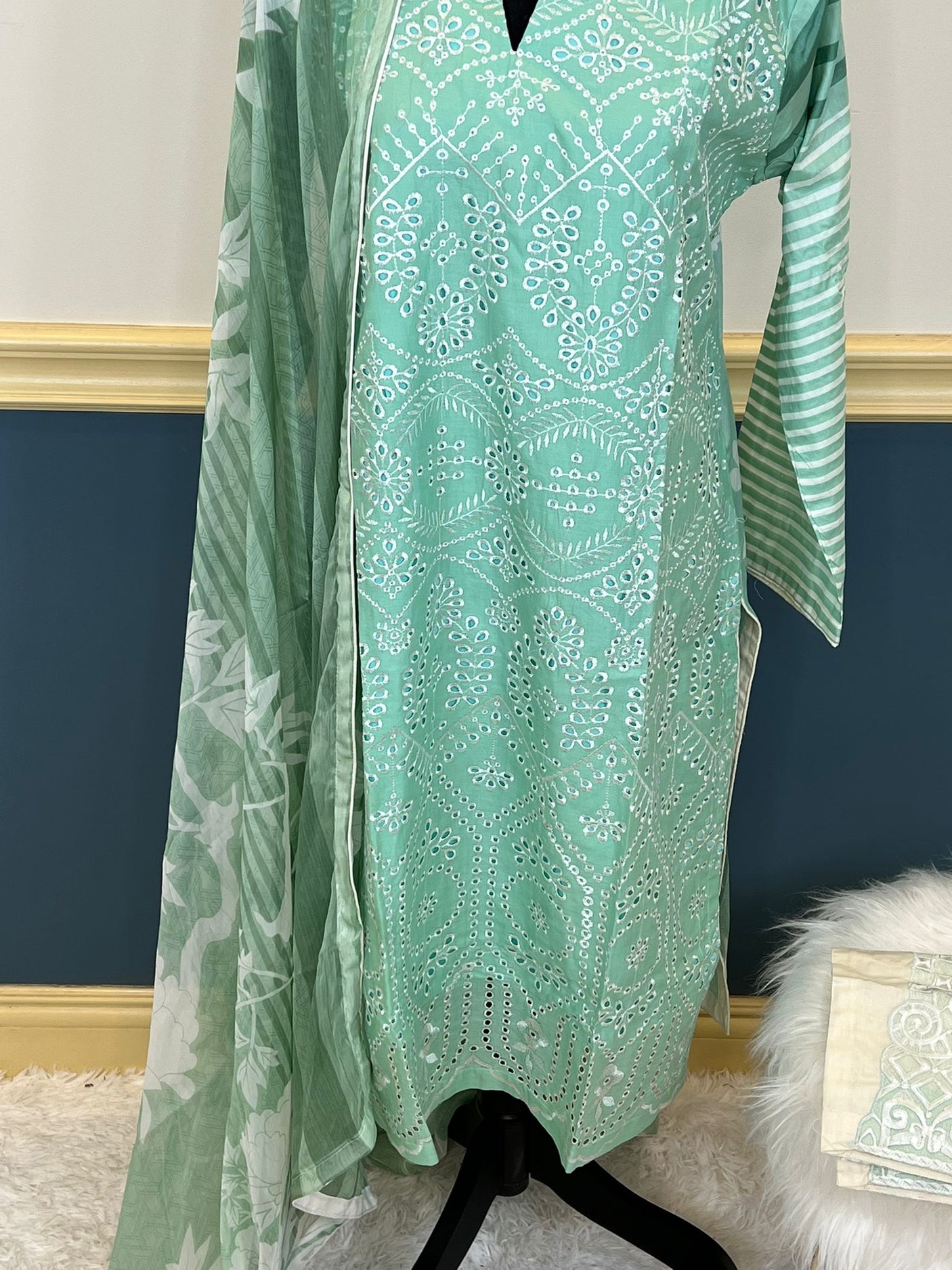 Pakistani Stitched Embroidered lawn Salwar kameez ready to ship