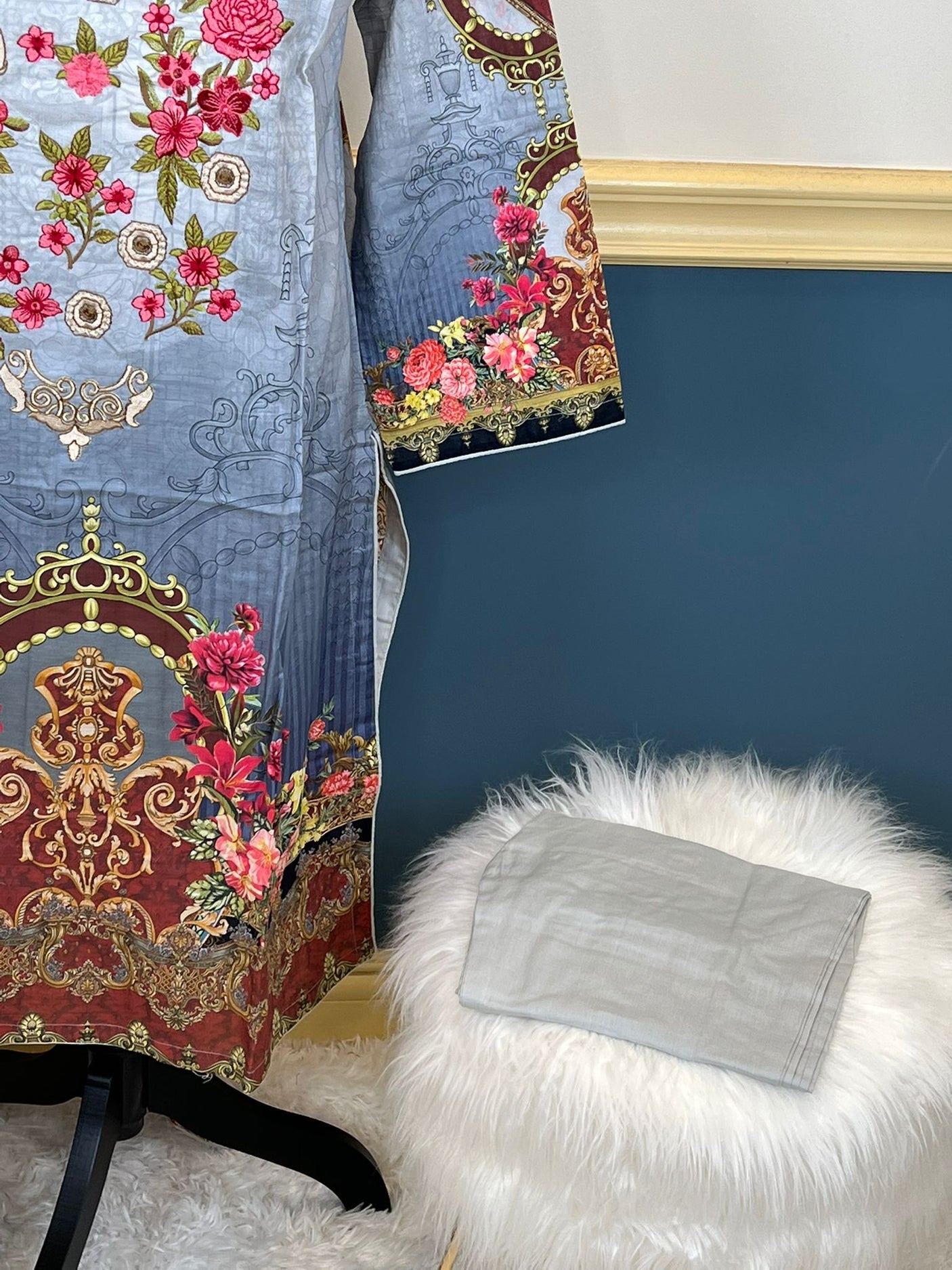 Pakistani Stitched Embroidered lawn Salwar kameez ready to ship