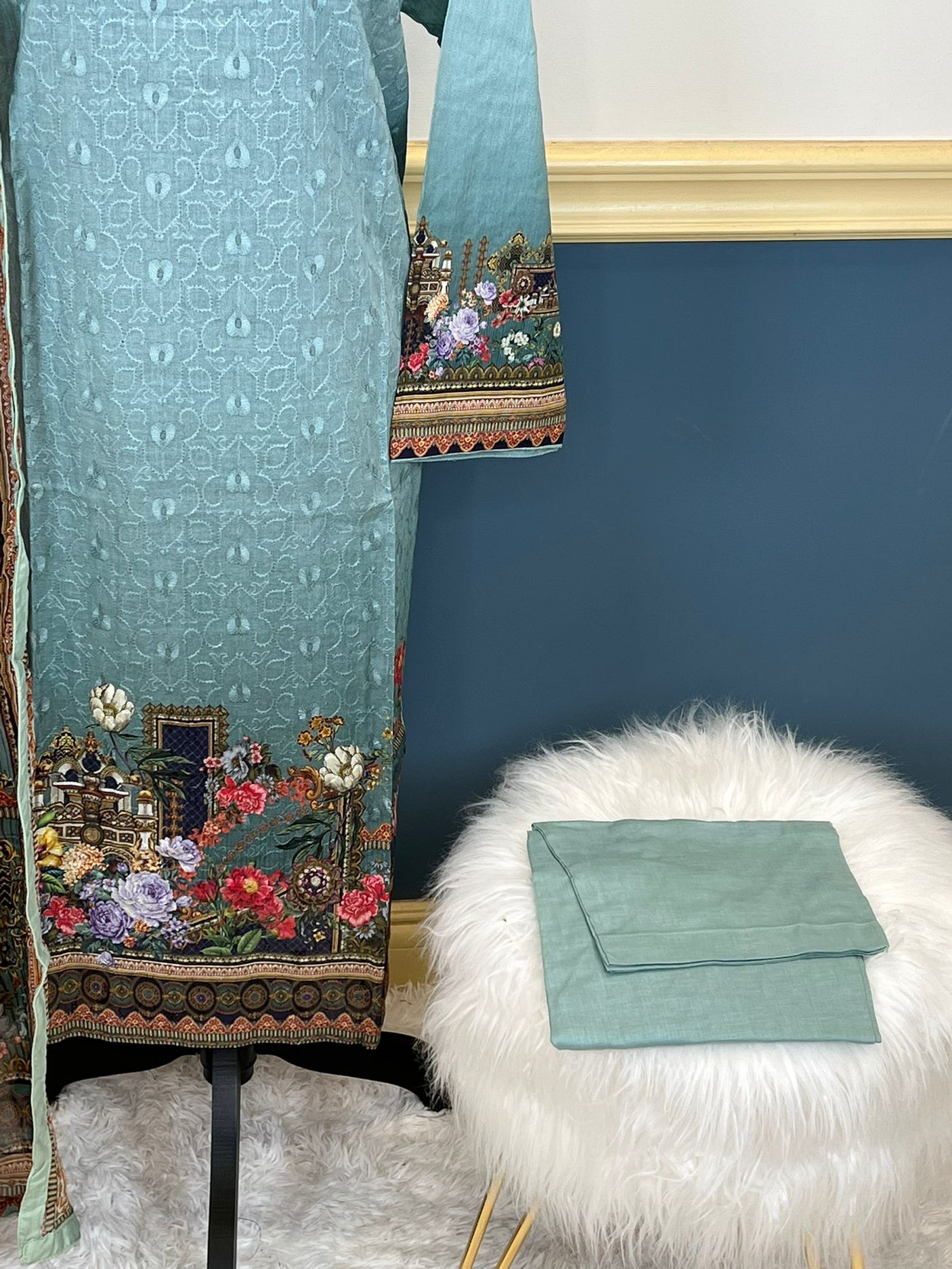 Pakistani Stitched Embroidered lawn Salwar kameez ready to ship