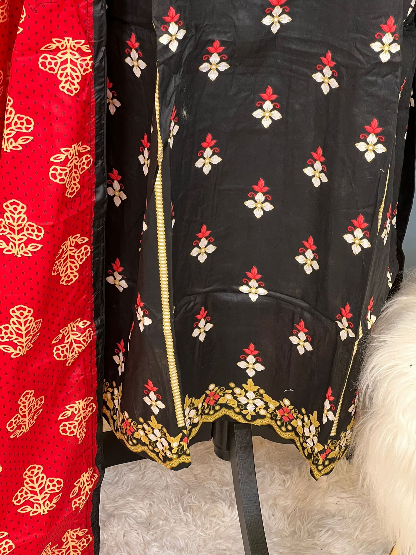 Pakistani Stitched Embroidered lawn Salwar kameez ready to ship