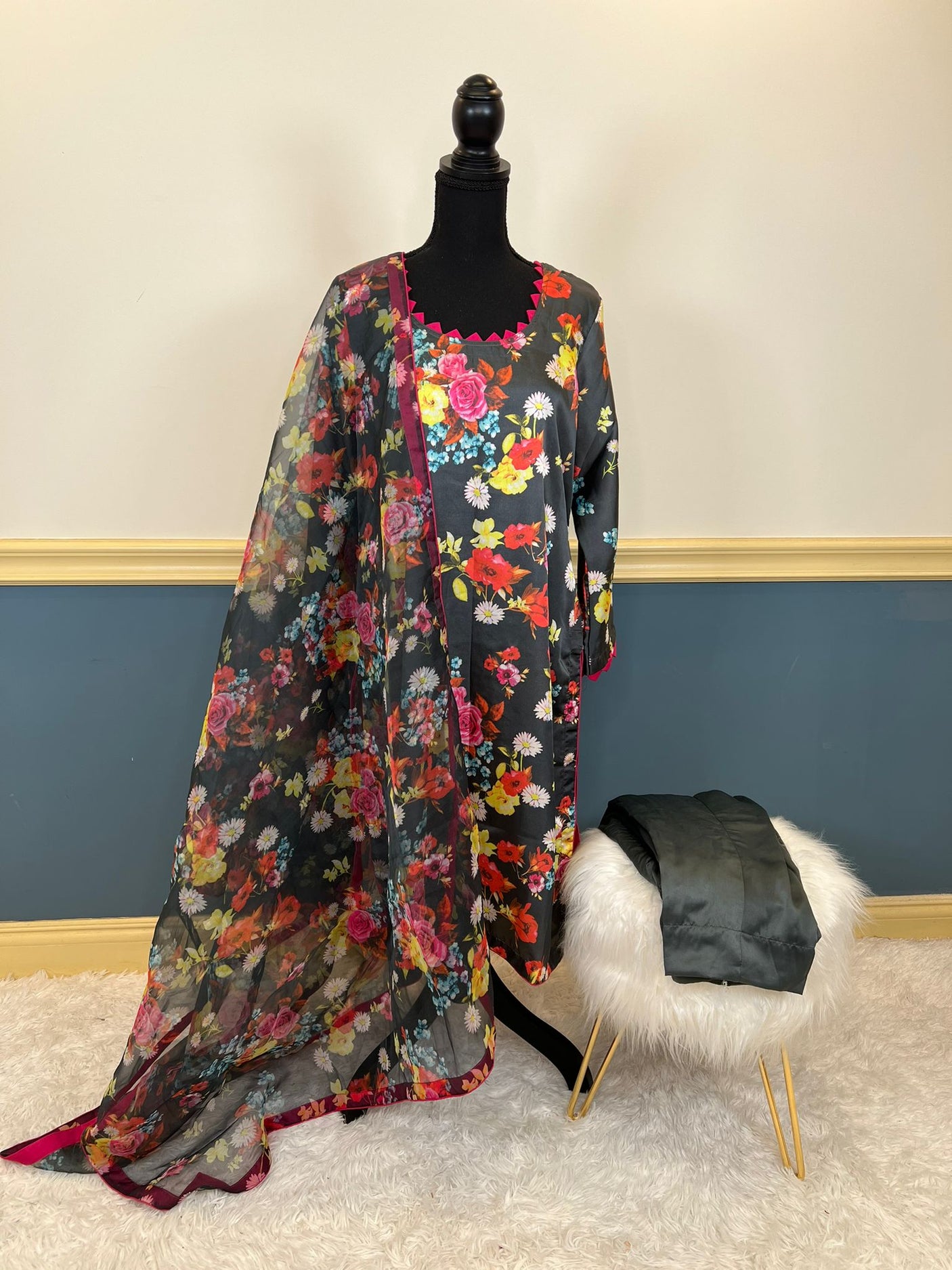 Super Soft Raw Silk Kamiz With Digital Printed Organza Dupatta