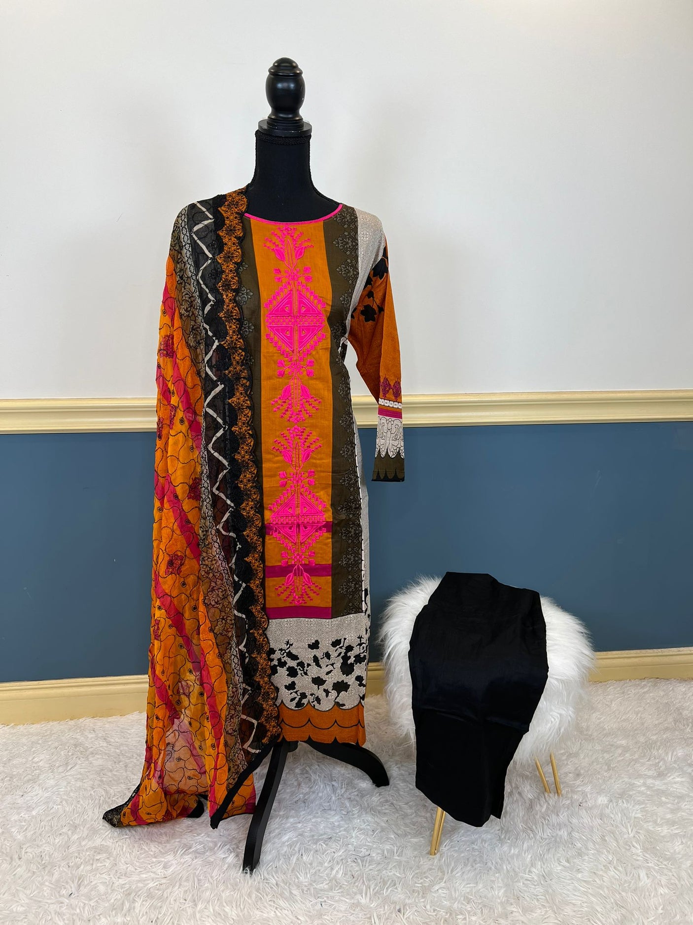 Pakistani Stitched Embroidered lawn Salwar kameez ready to ship