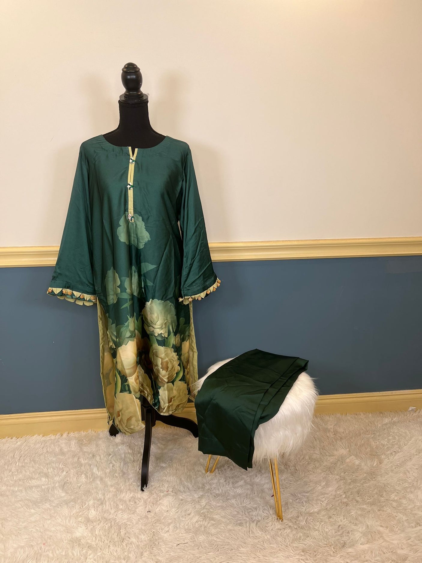 Pakistani 2 pc Kurti