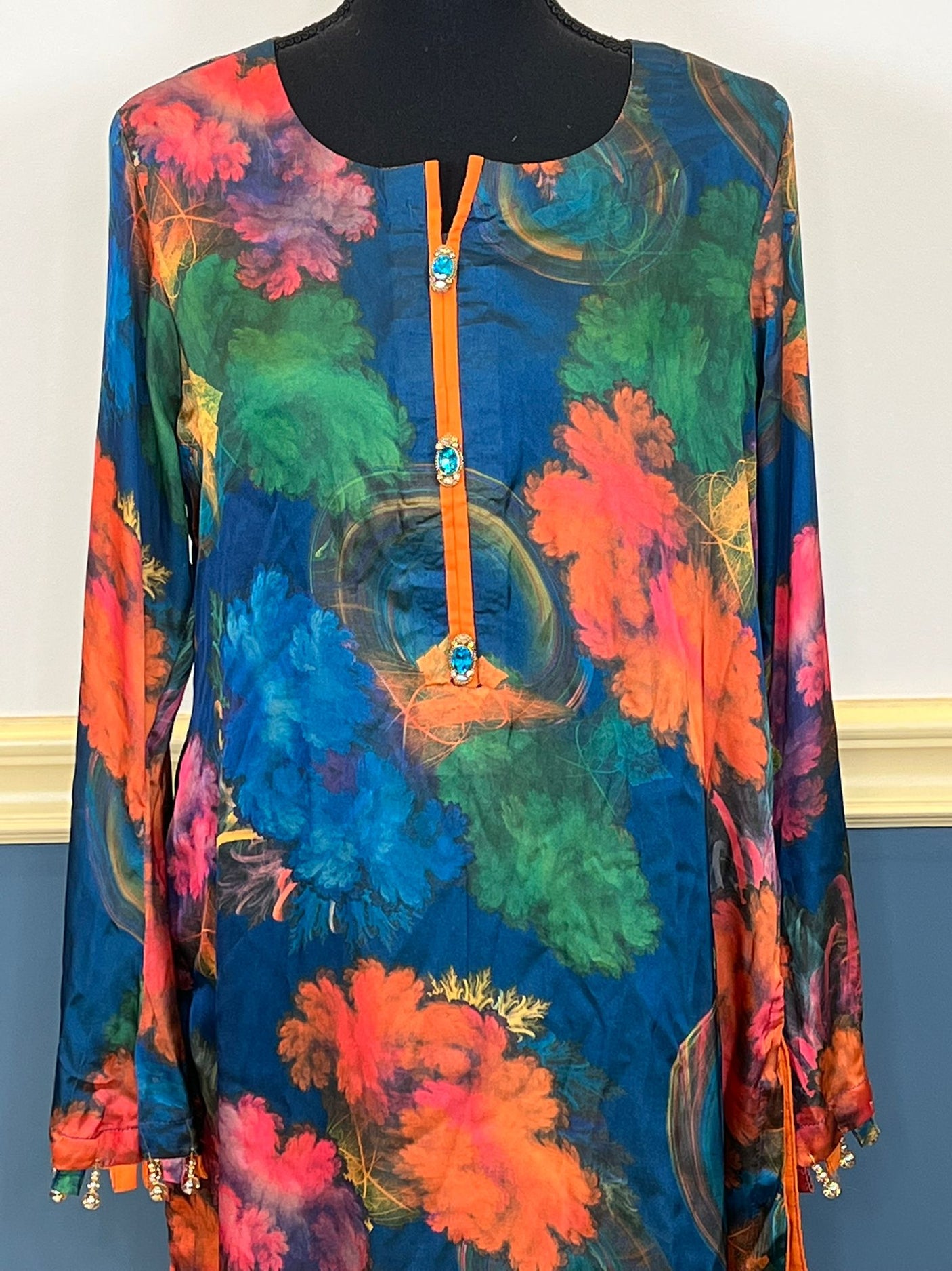 Pakistani 2 pc Kurti