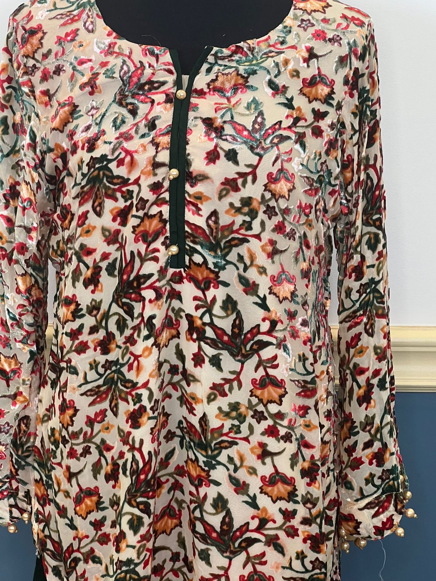 Pakistani 2 pc Kurti