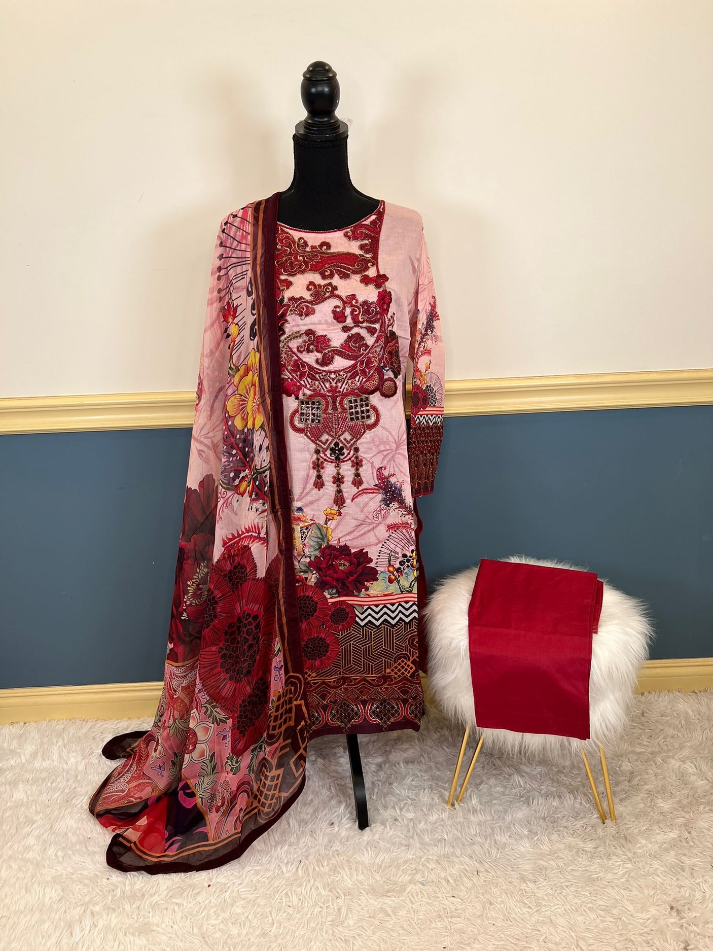 Pakistani Stitched Luxury Embroidered lawn Salwar kameez ready to ship