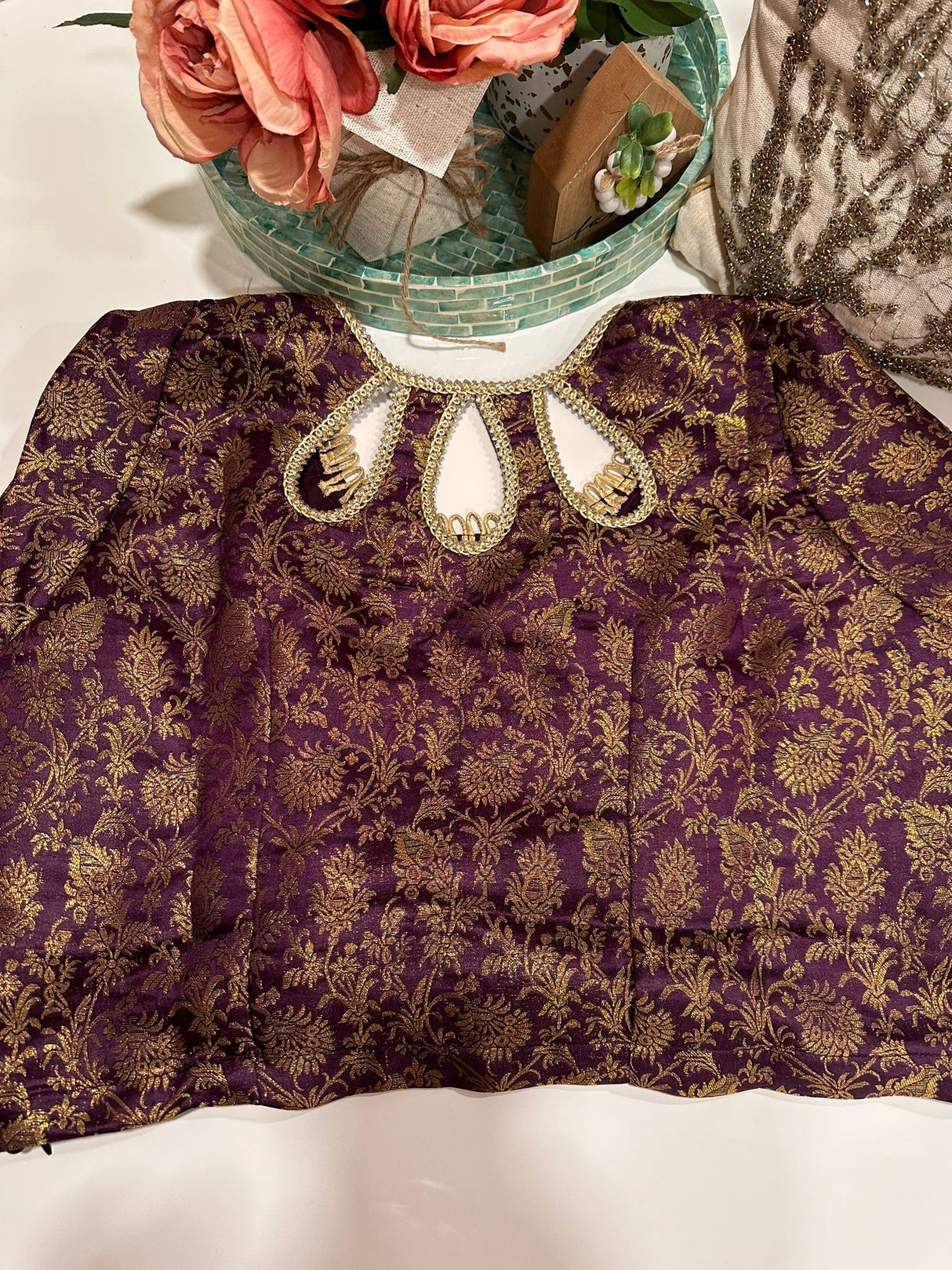 Long Sleeve Stitched Blouse