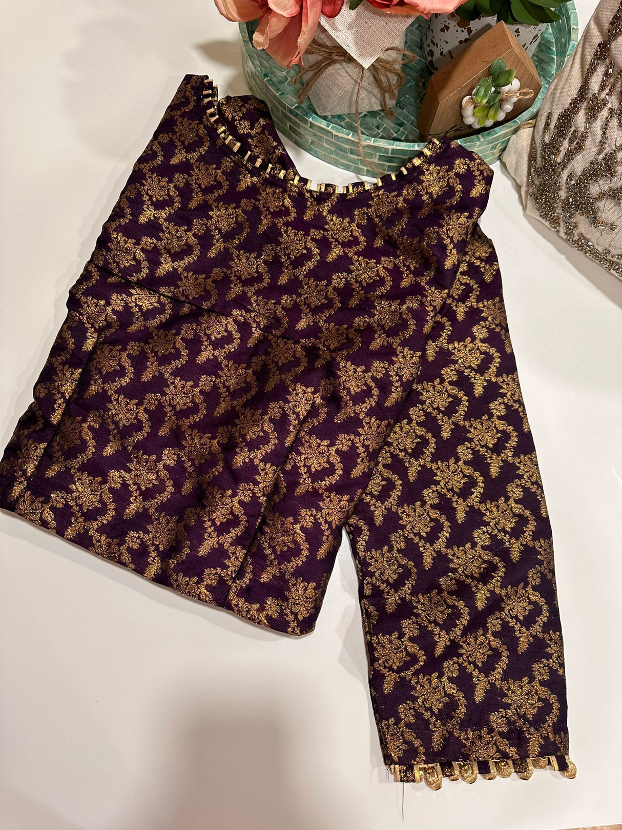 Long Sleeve Stitched Blouse