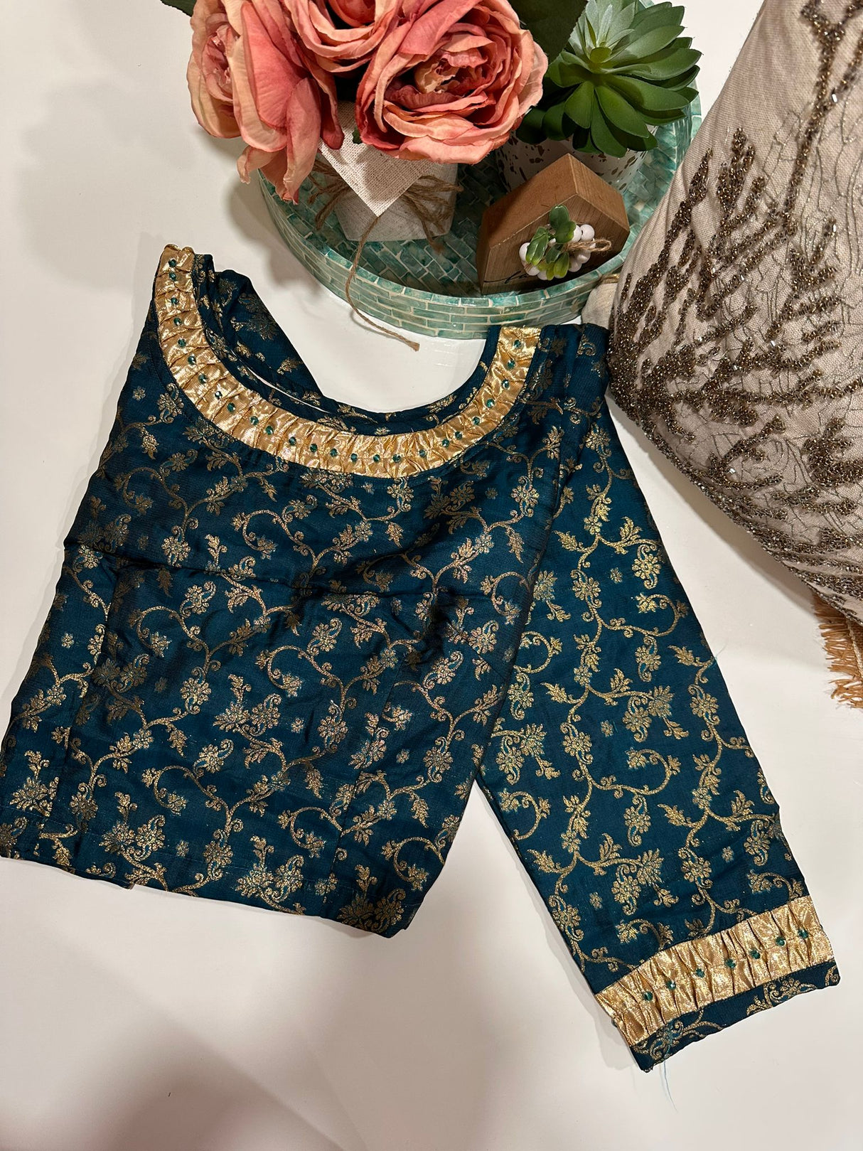 Long Sleeve Stitched Blouse