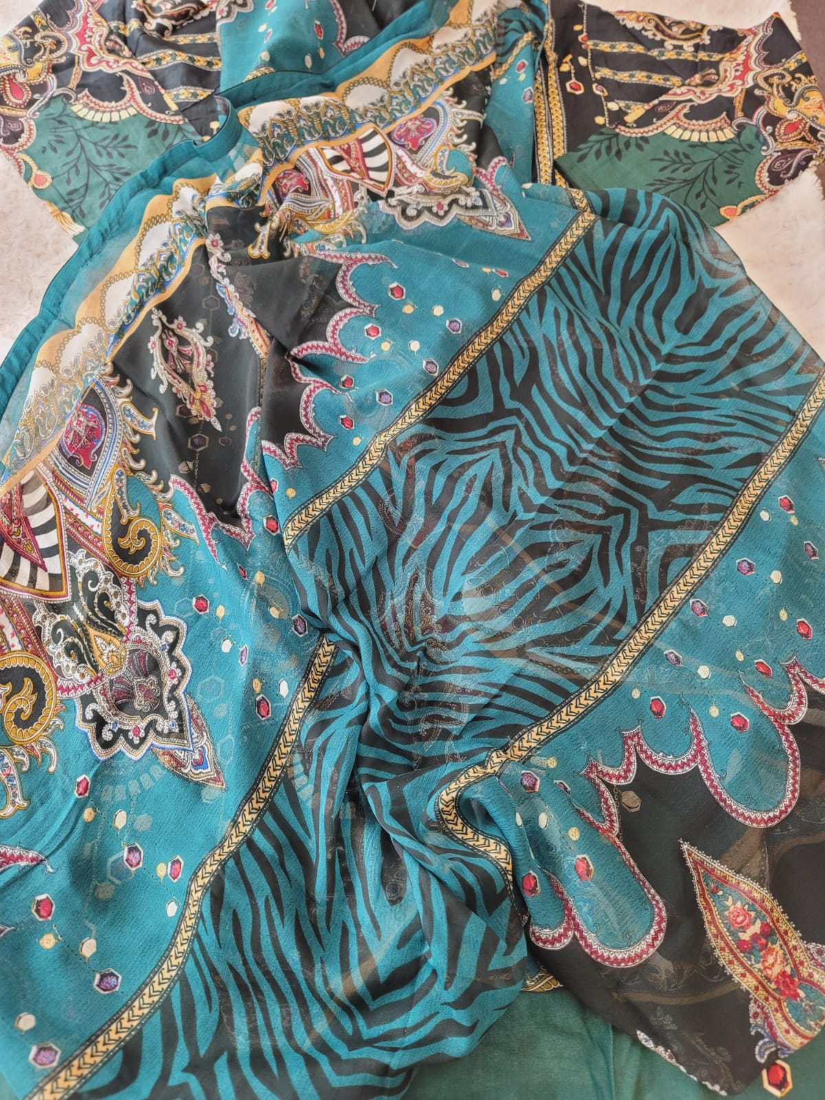 Pakistani stitched lawn Embroidered Salwar kameez ready to ship