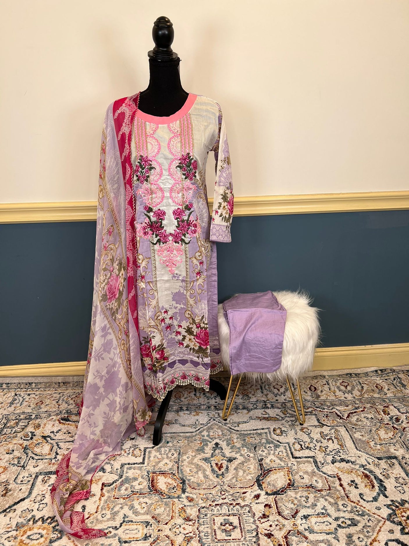 Pakistani Stitched Embroidered lawn Salwar kameez ready to ship