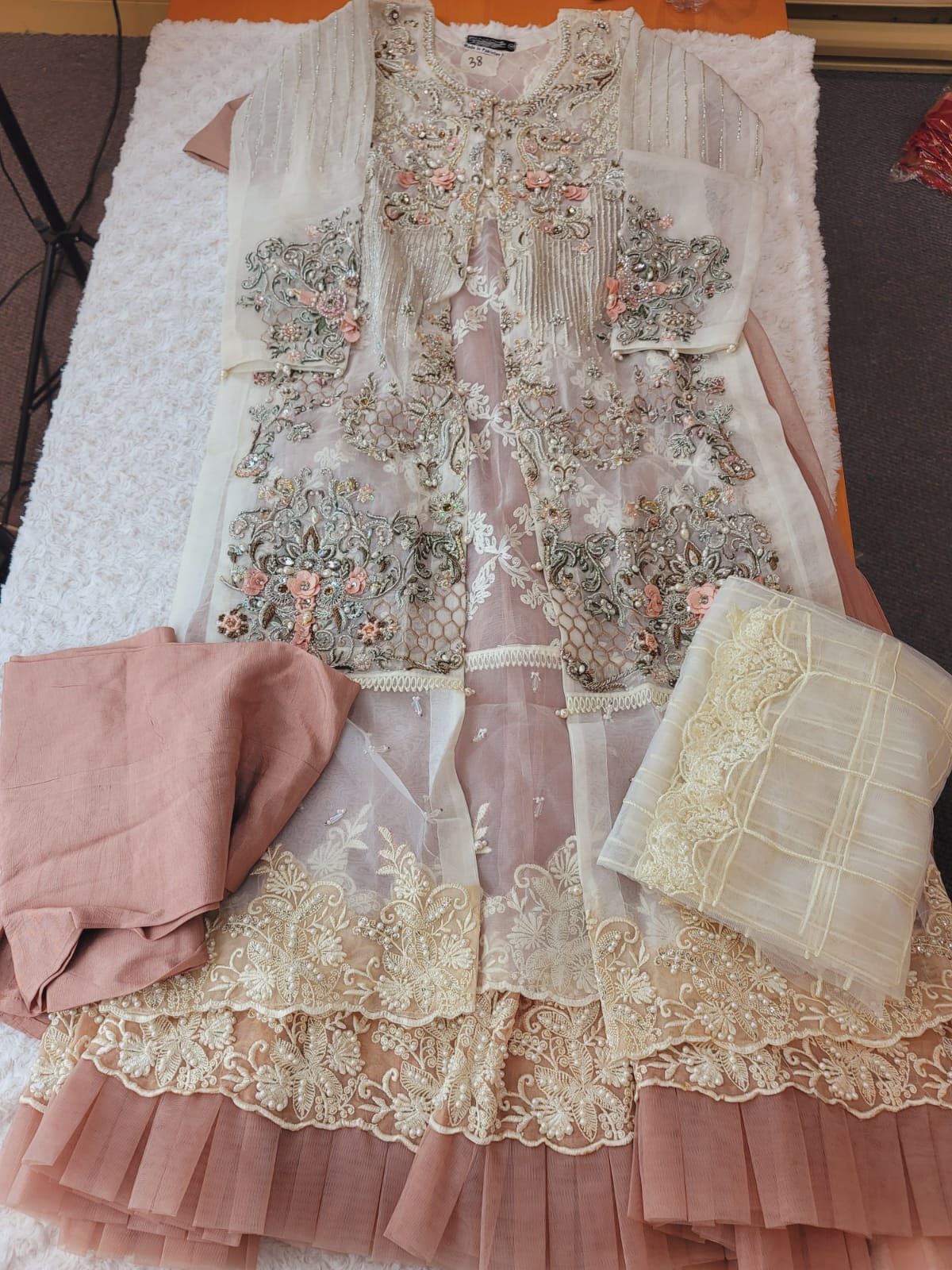 Pakistani Orginal Butique Collection 2021 -100% Original Guaranteed