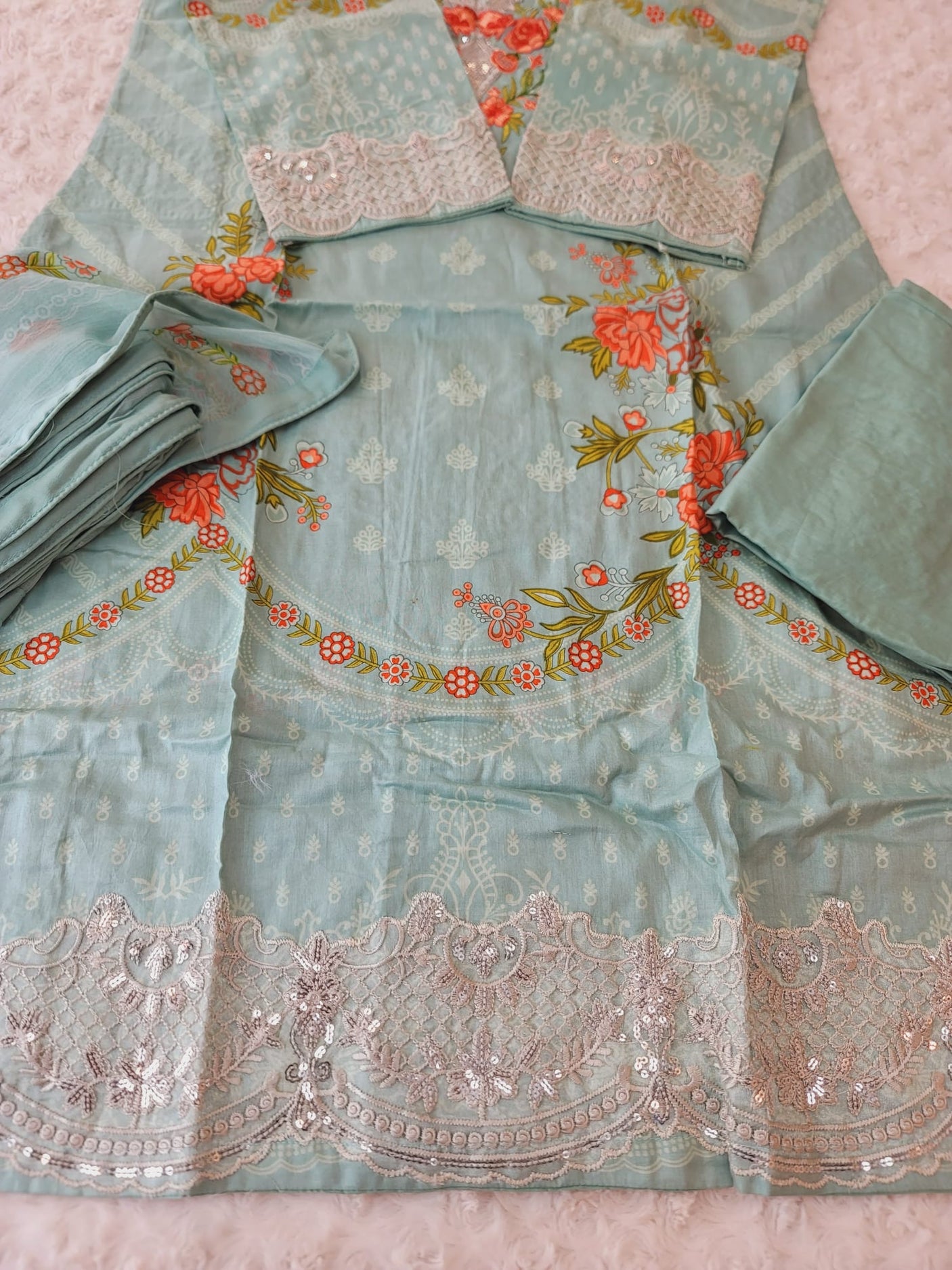 Pakistani Stitched lawn Embroidered Salwar kameez ready to ship