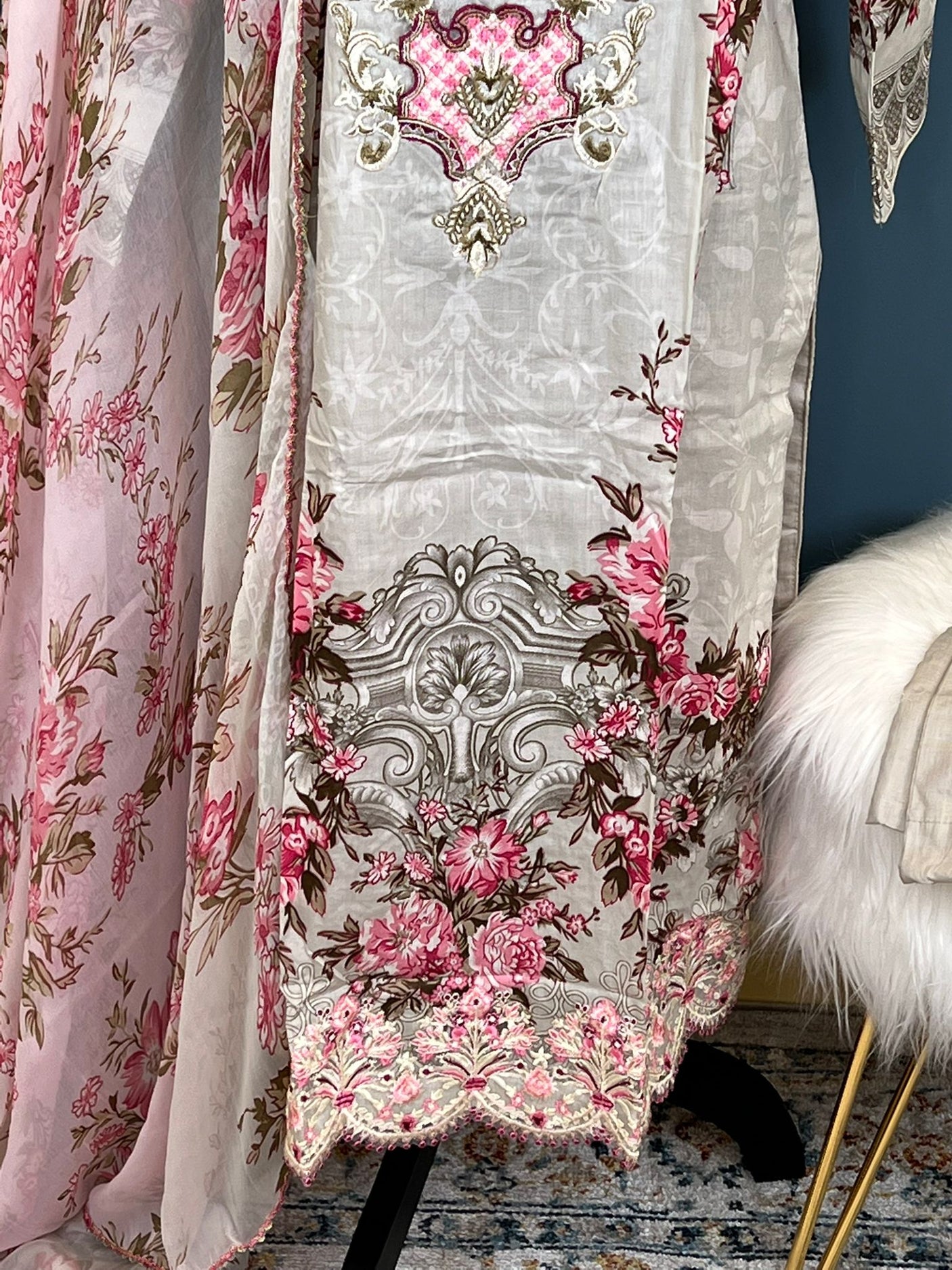 Pakistani Stitched Embroidered lawn Salwar kameez ready to ship