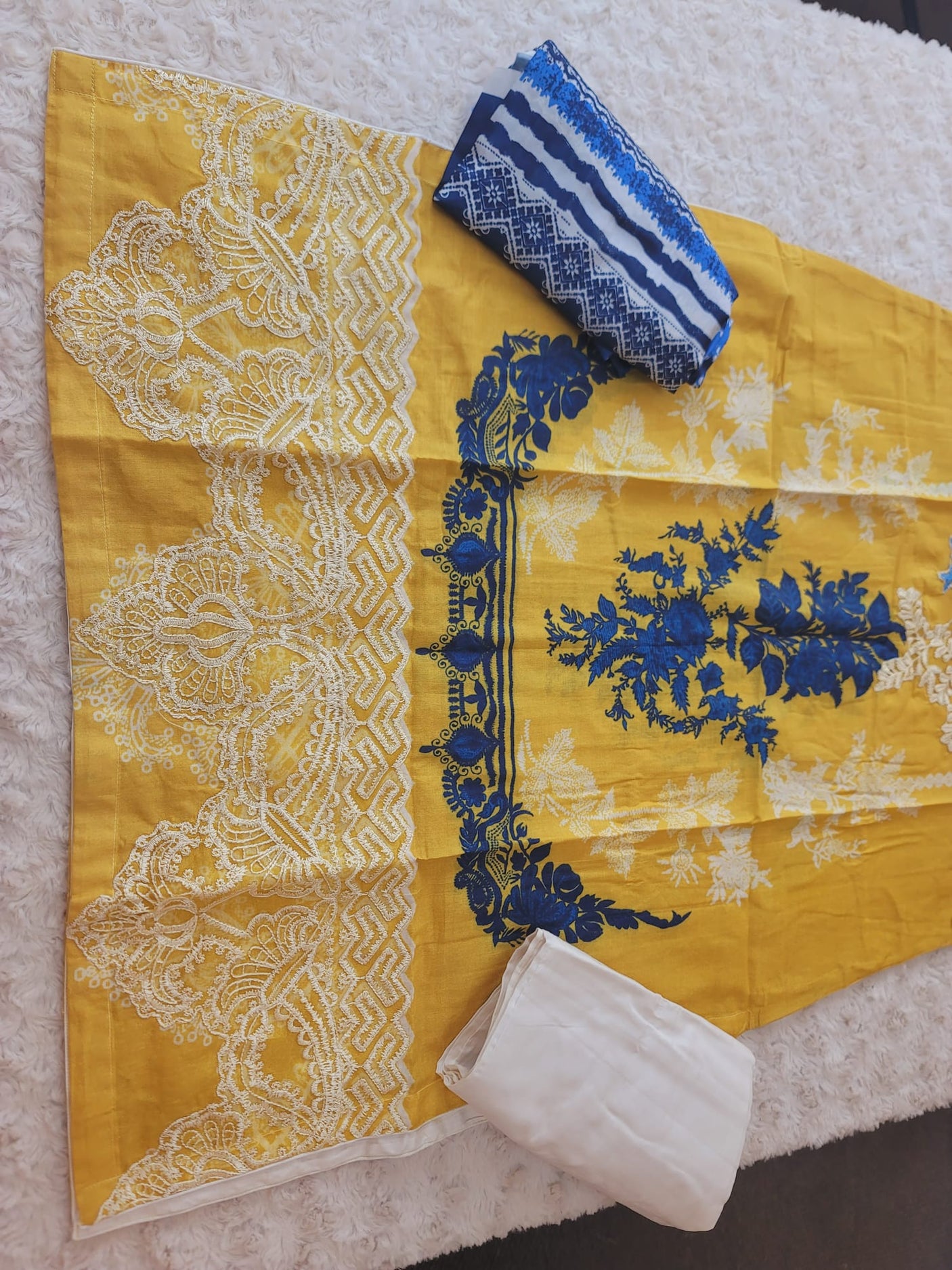 Pakistani Stitched lawn Embroidered Salwar kameez ready to ship