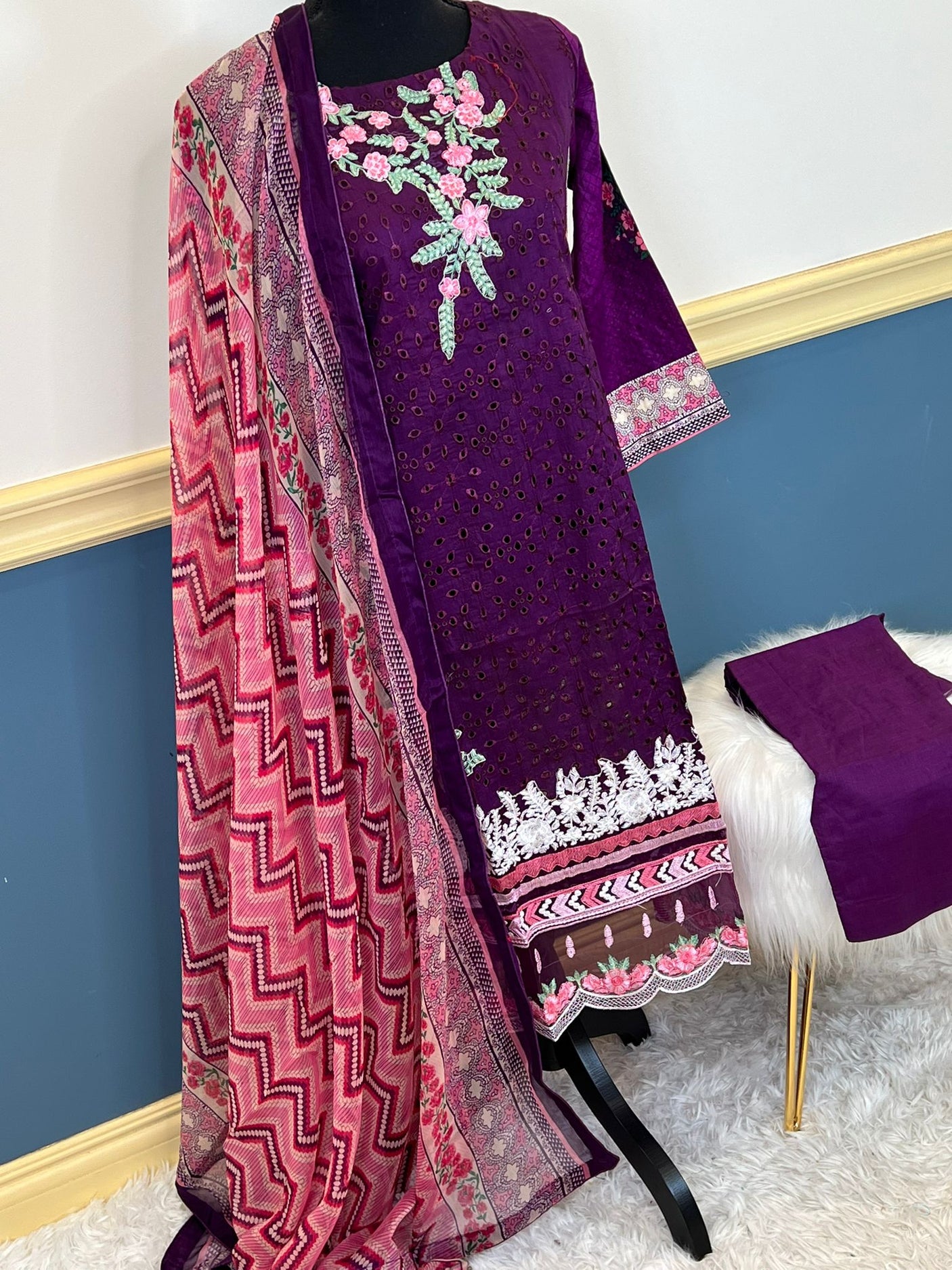 Pakistani Stitched Luxury Embroidered lawn Salwar kameez ready to ship